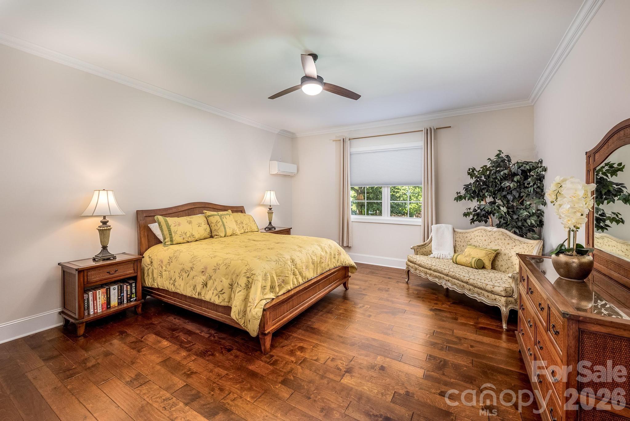 123 Lakefront Drive — Mooresville
