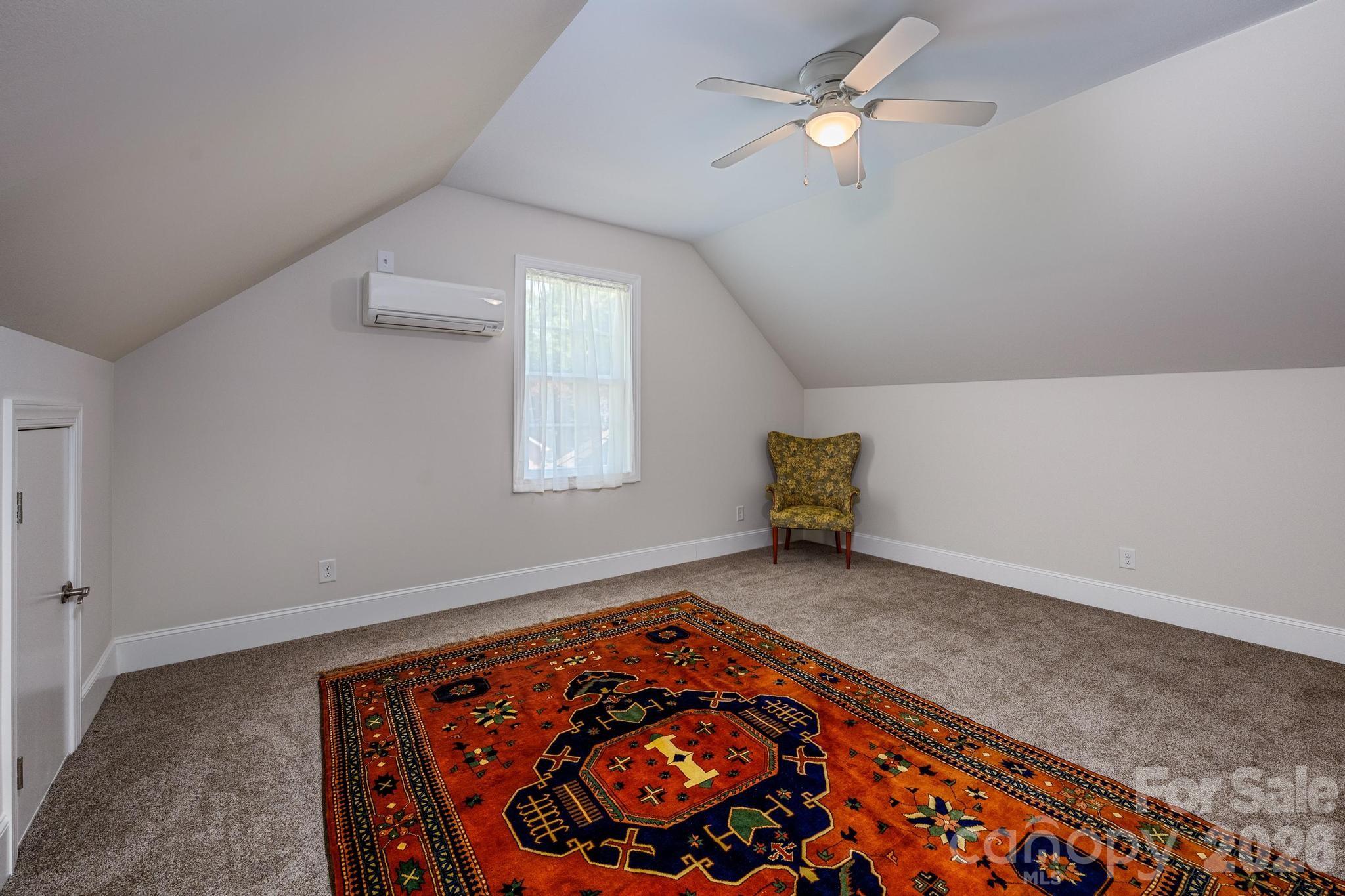123 Lakefront Drive — Mooresville