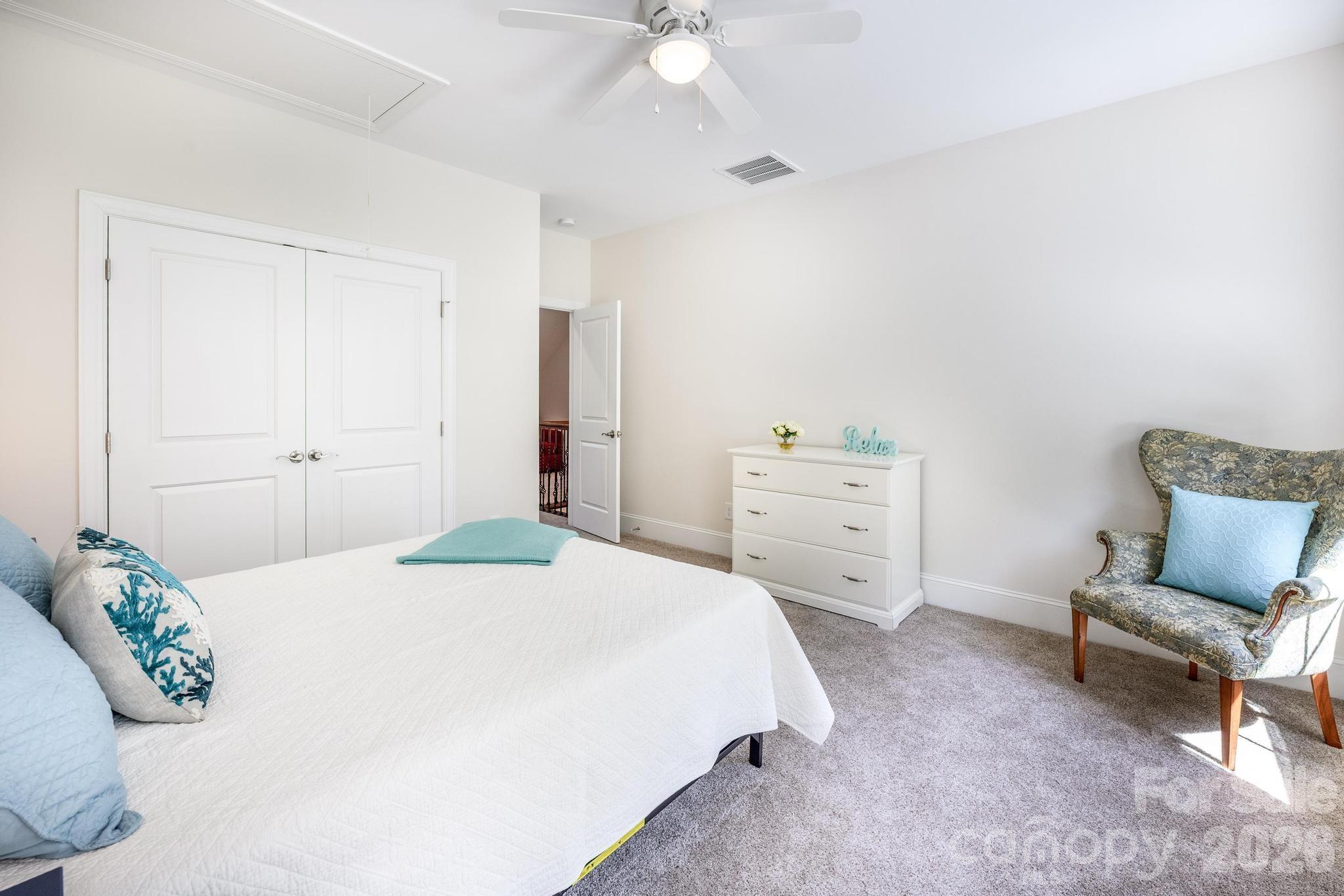 123 Lakefront Drive — Mooresville