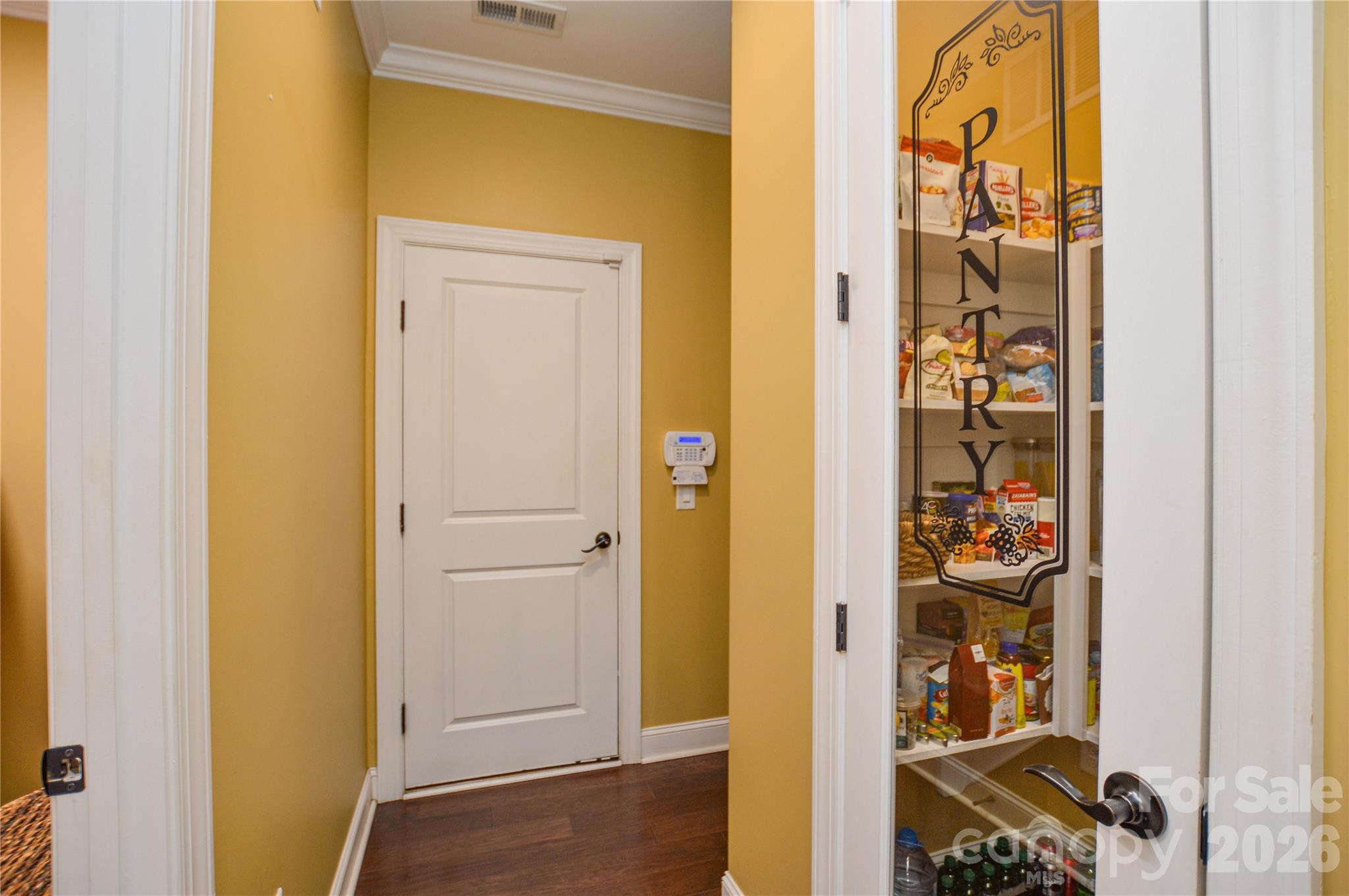 16402 Doves Canyon Lane — Charlotte