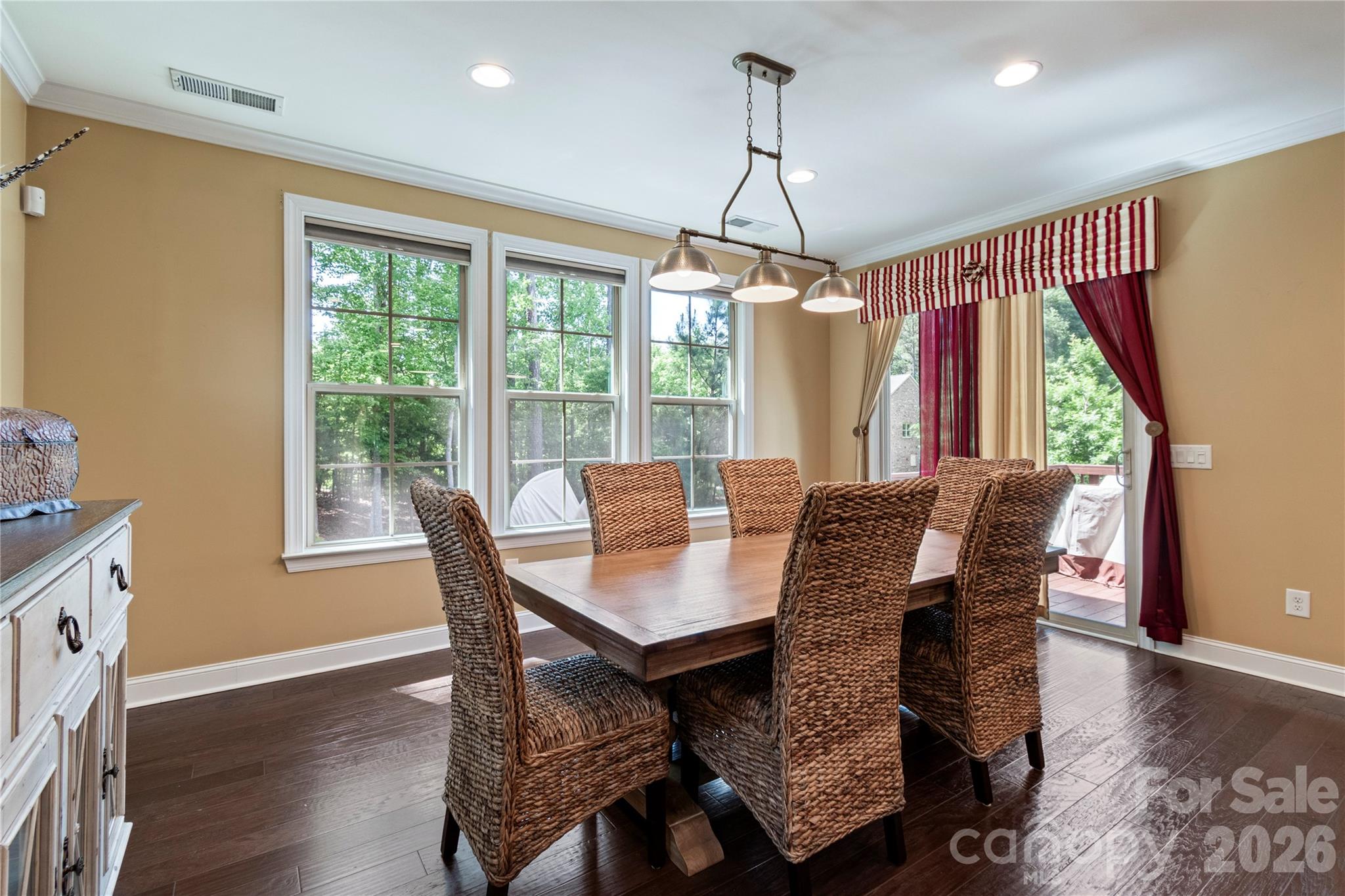 16402 Doves Canyon Lane — Charlotte