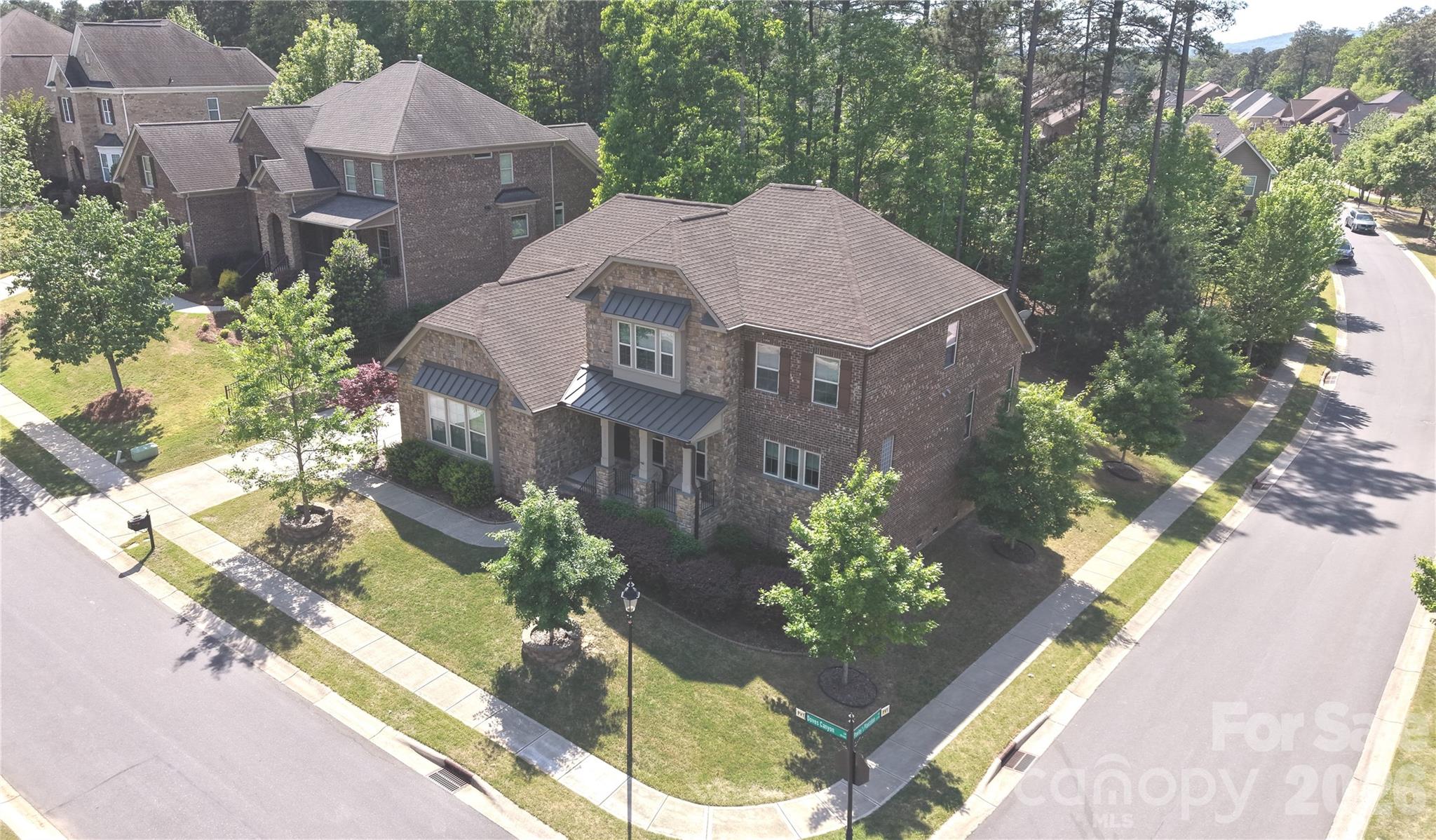 16402 Doves Canyon Lane — Charlotte