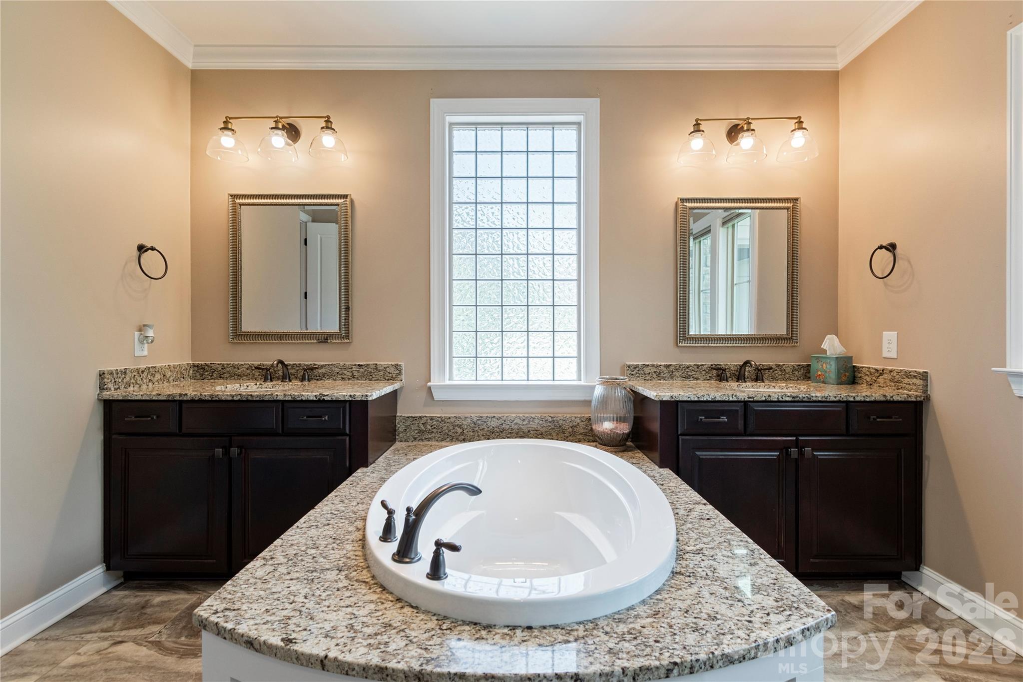 16402 Doves Canyon Lane — Charlotte