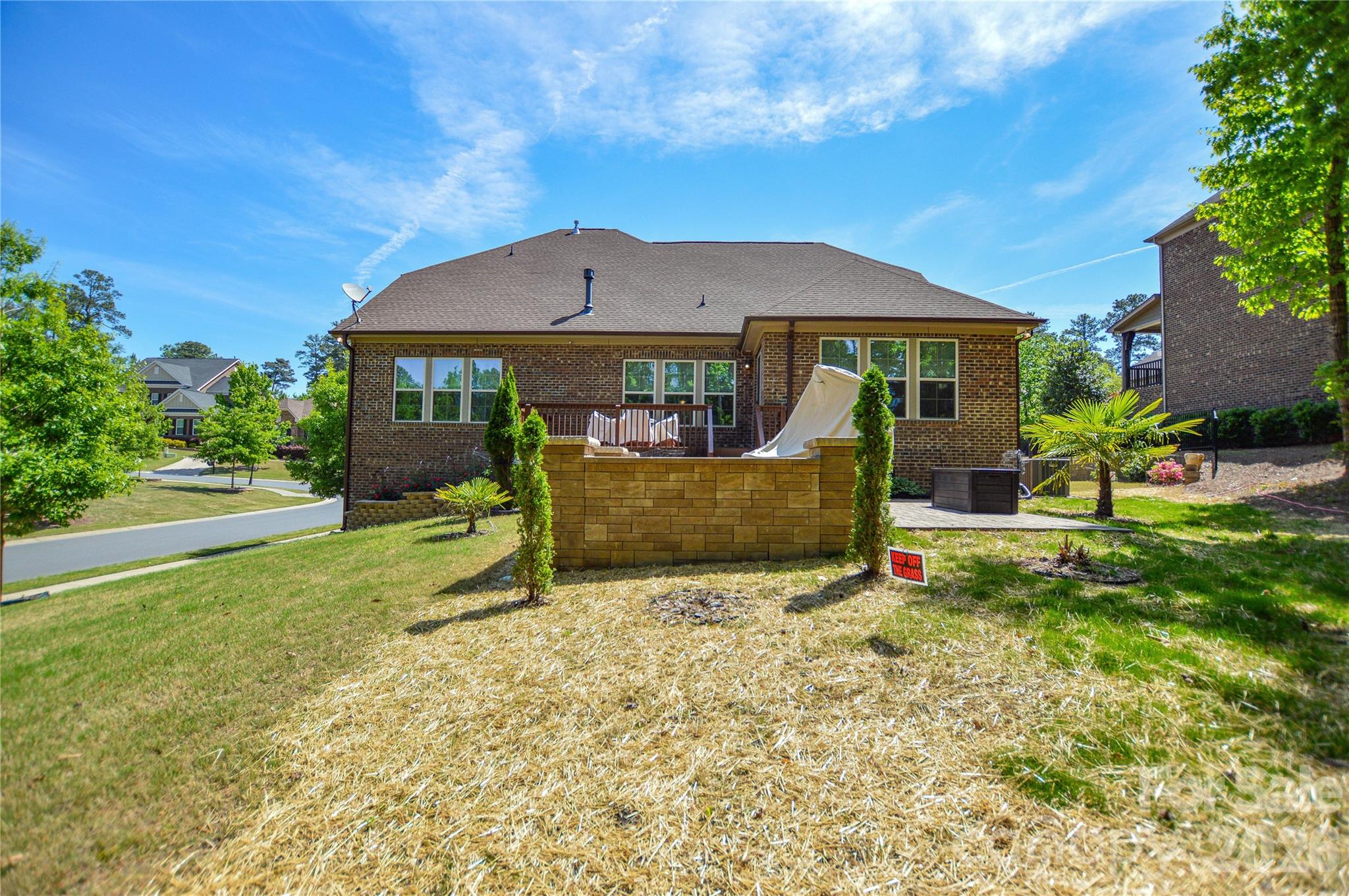 16402 Doves Canyon Lane — Charlotte