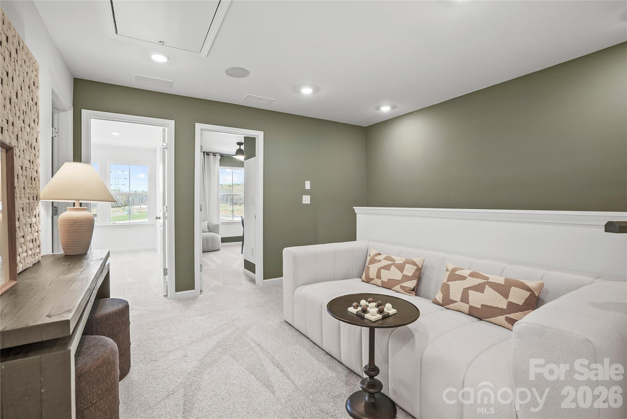 11908 Oak Street — Charlotte