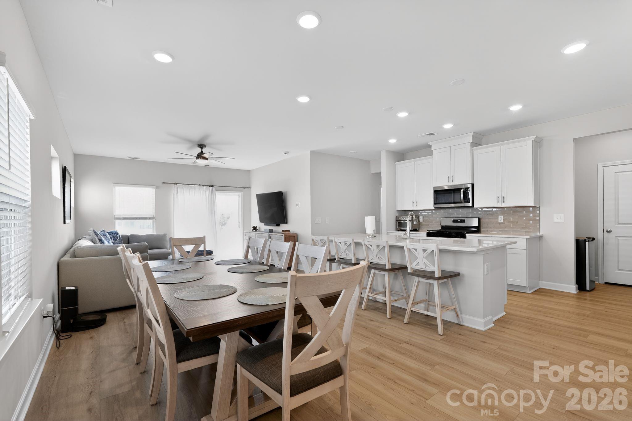 2700 Grand Meadow Drive — Longs