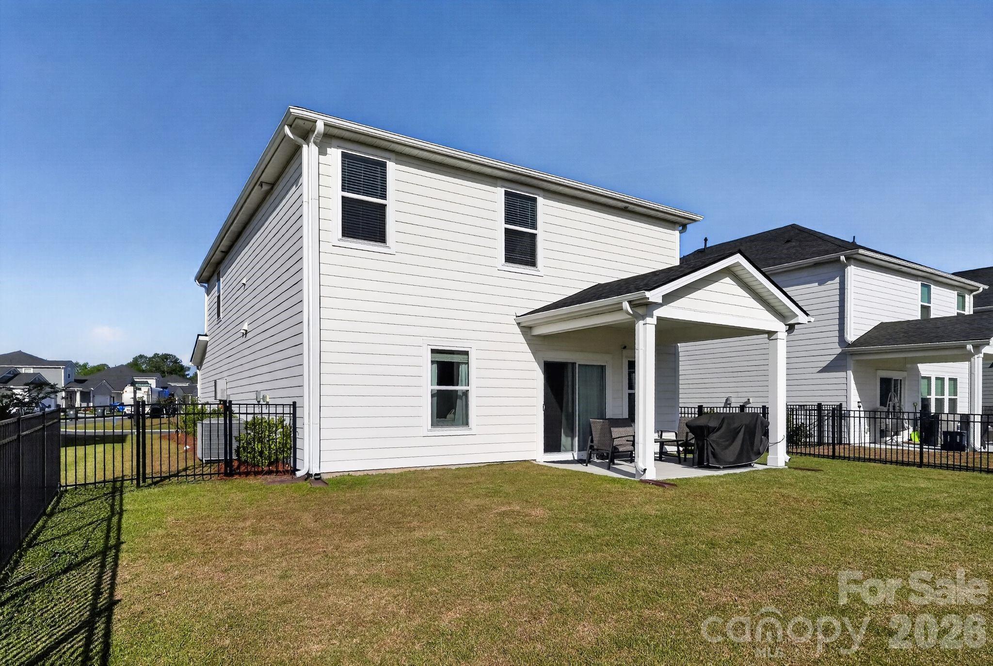 2700 Grand Meadow Drive — Longs