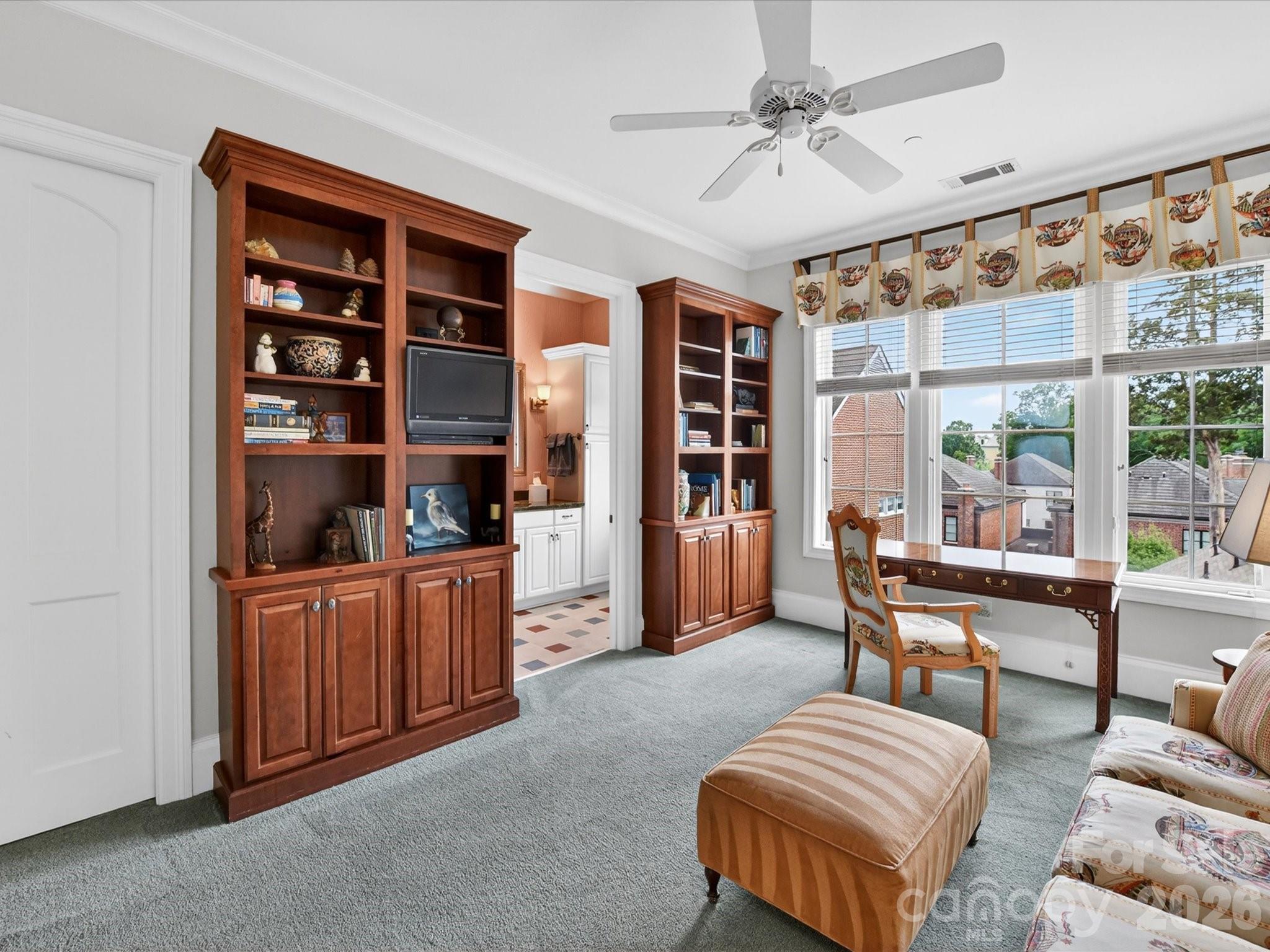2223 Croydon Road #302 — Charlotte