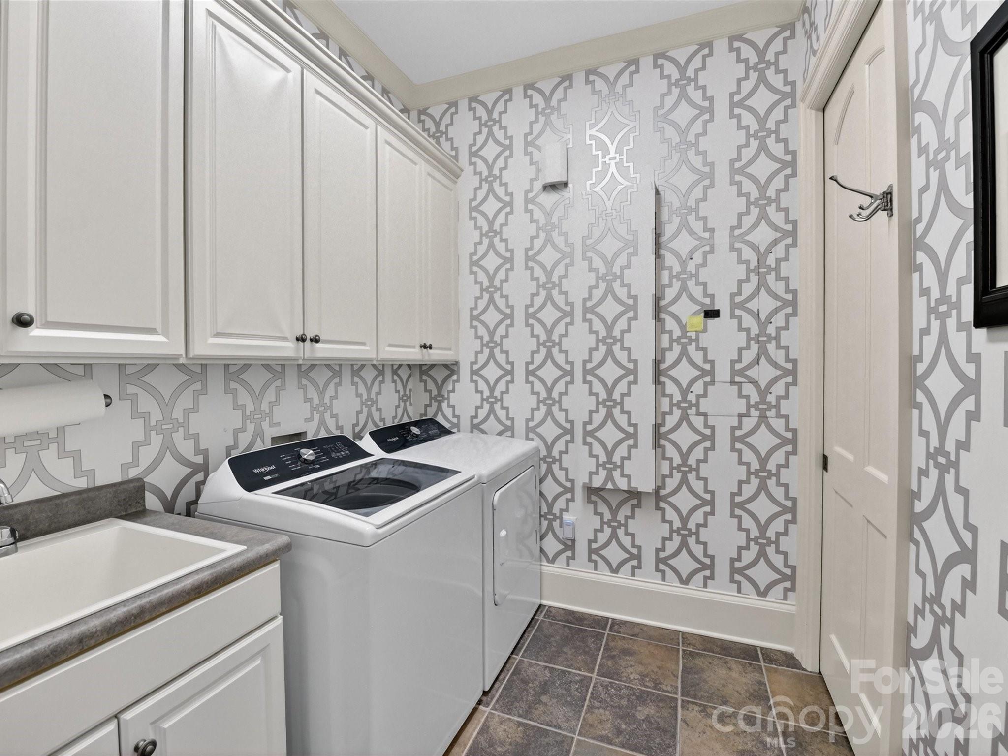 2223 Croydon Road #302 — Charlotte