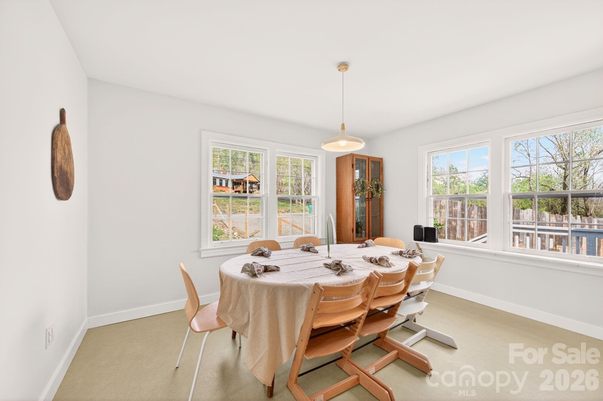 318 Stonewall Avenue — Swannanoa