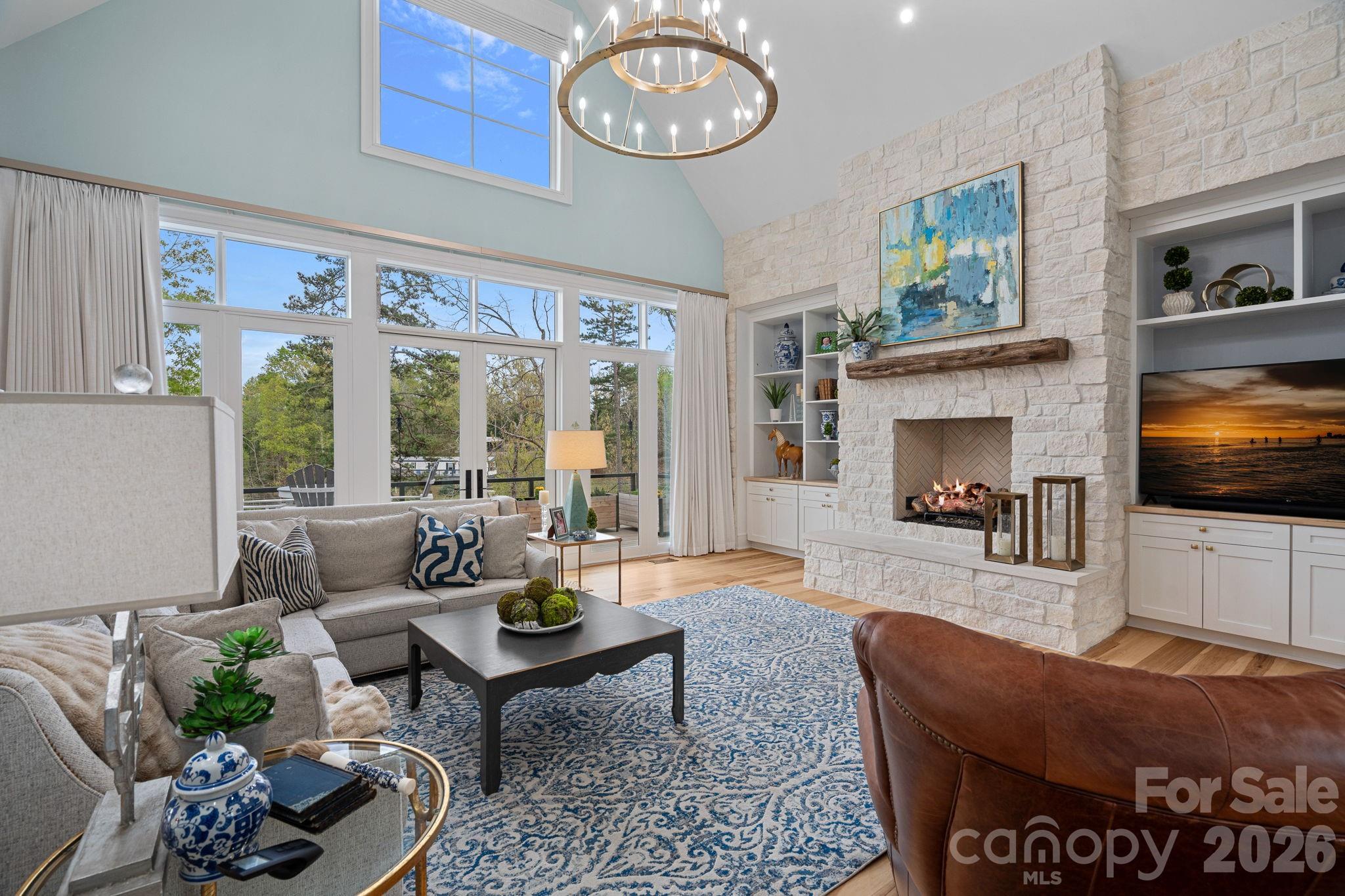 5907 Kiowa Road — Clover