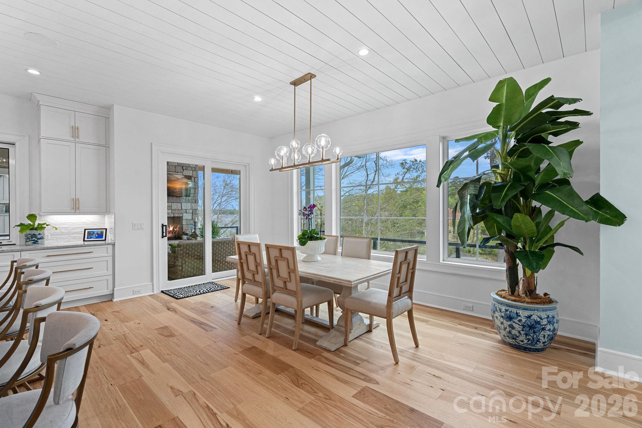 5907 Kiowa Road — Clover