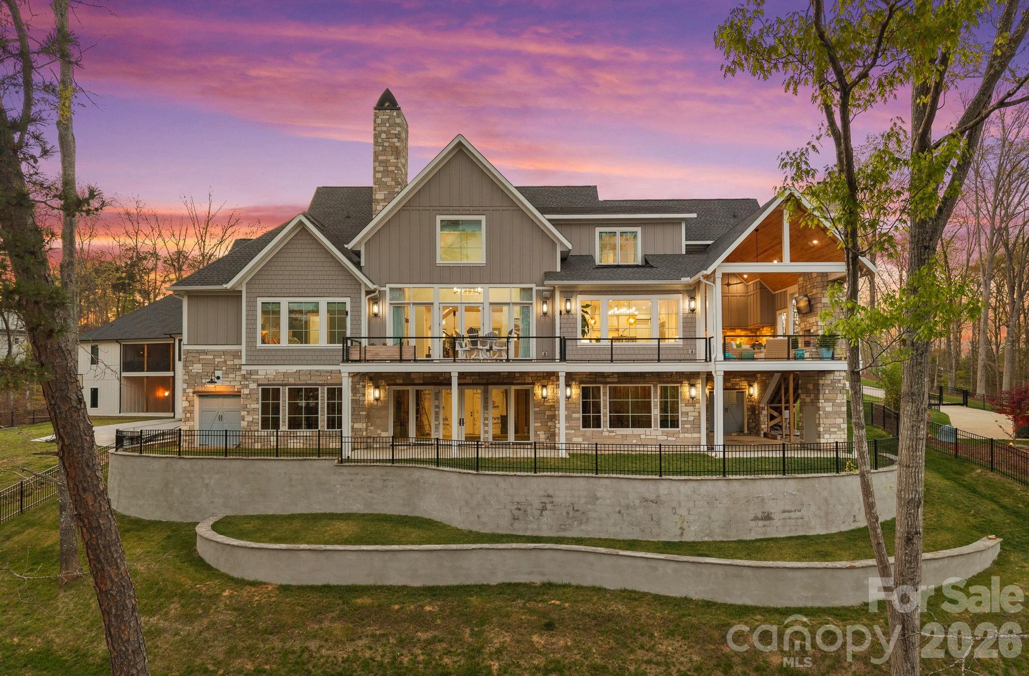5907 Kiowa Road — Clover