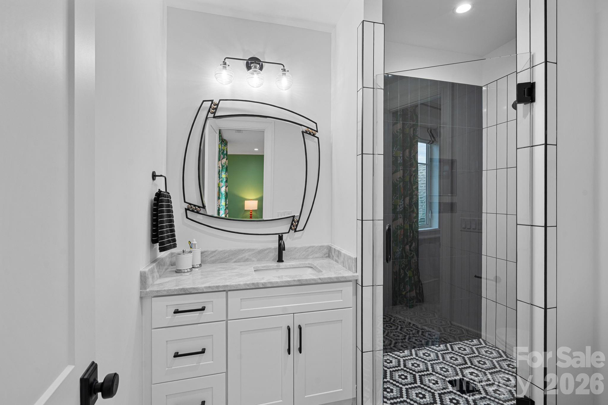 5907 Kiowa Road — Clover