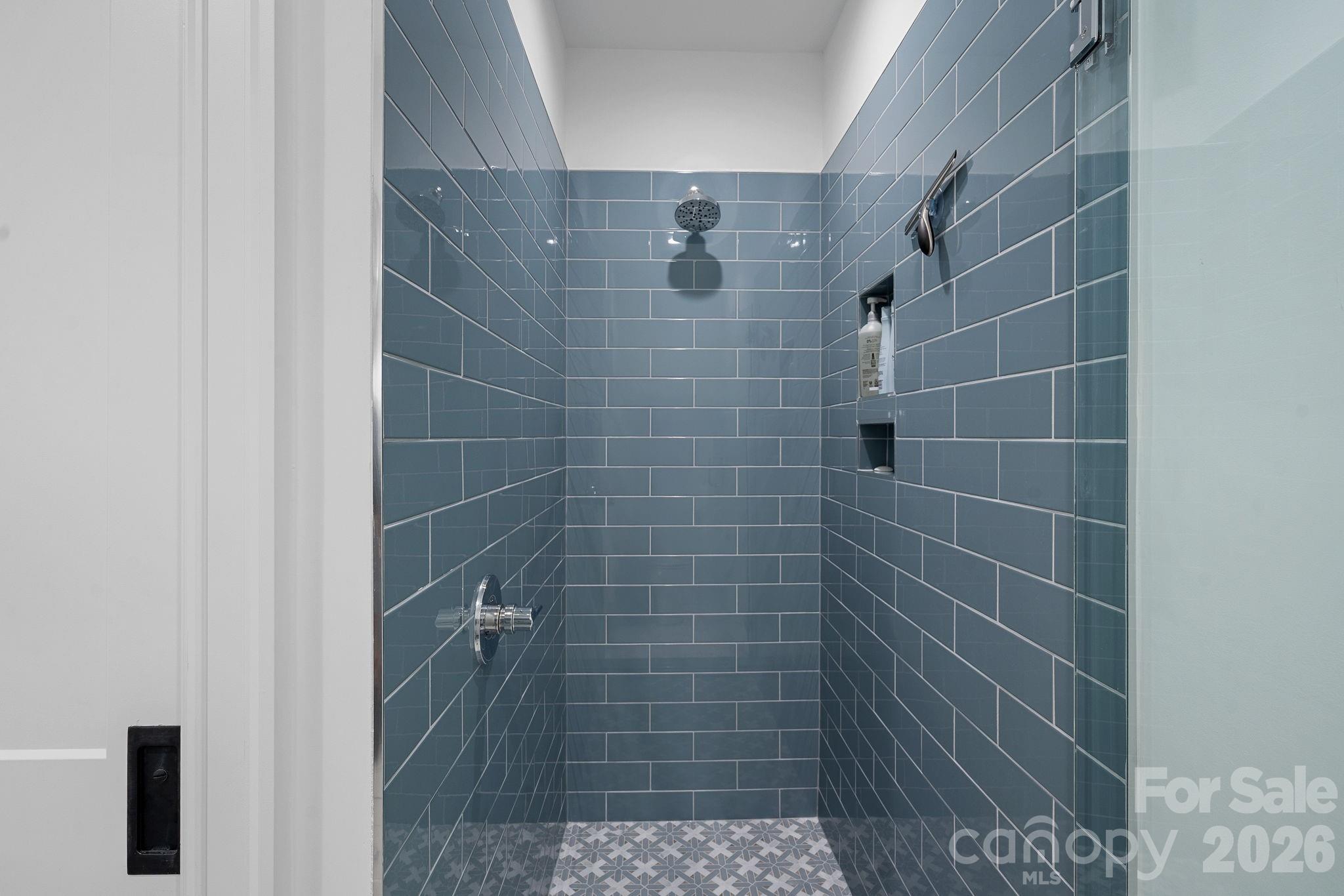 5907 Kiowa Road — Clover