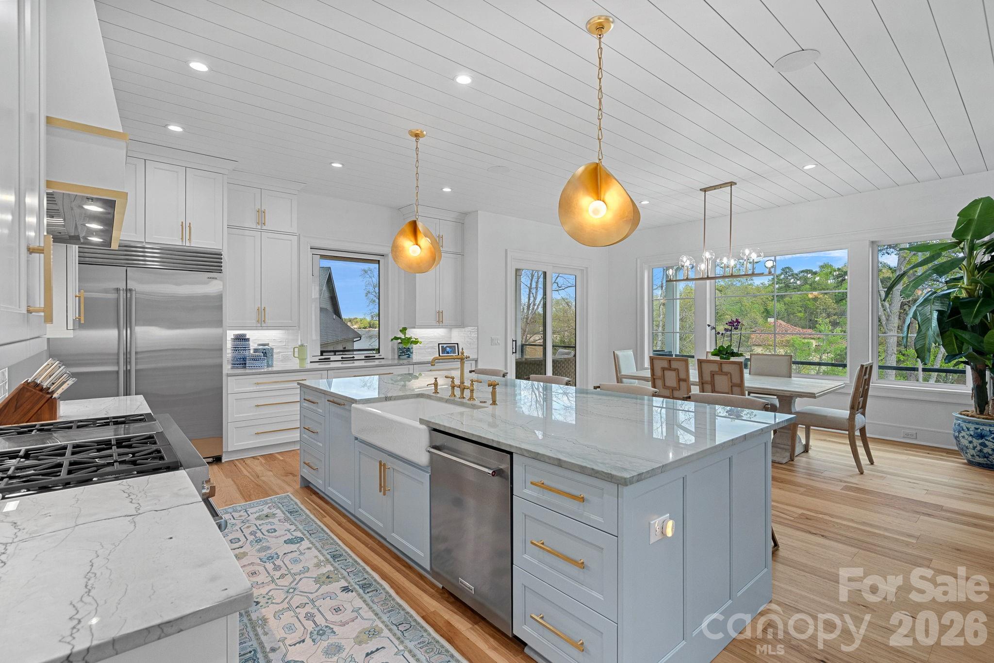 5907 Kiowa Road — Clover