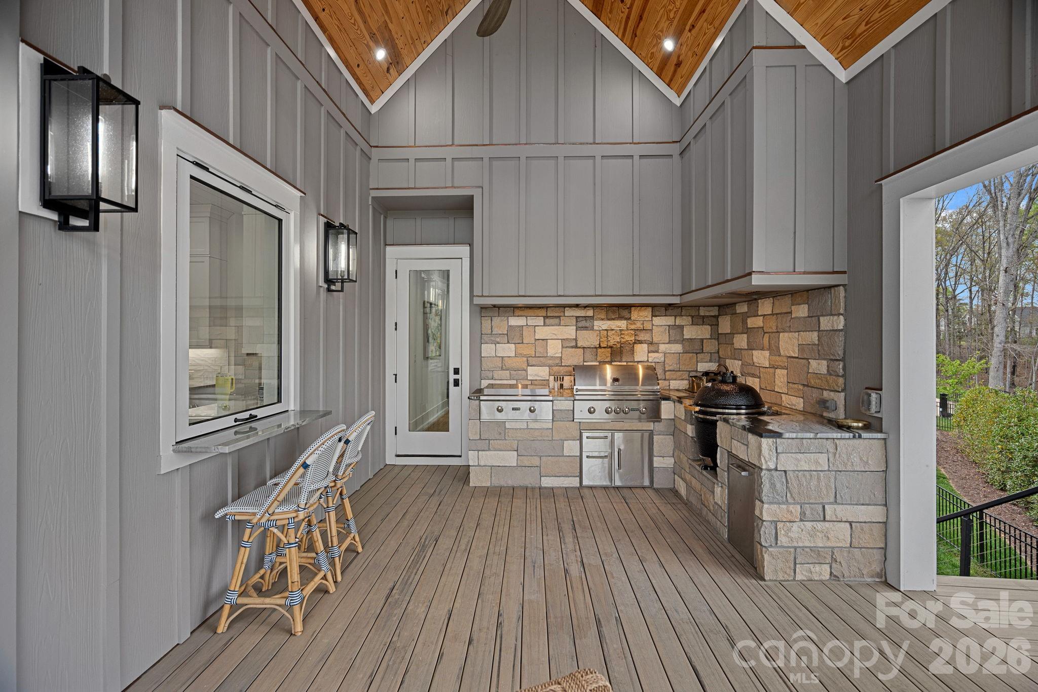 5907 Kiowa Road — Clover