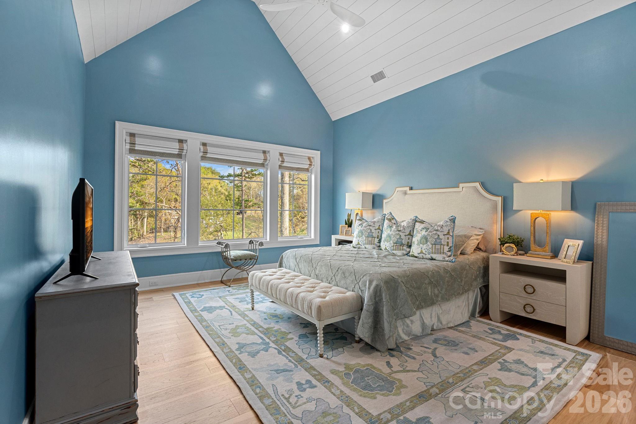 5907 Kiowa Road — Clover