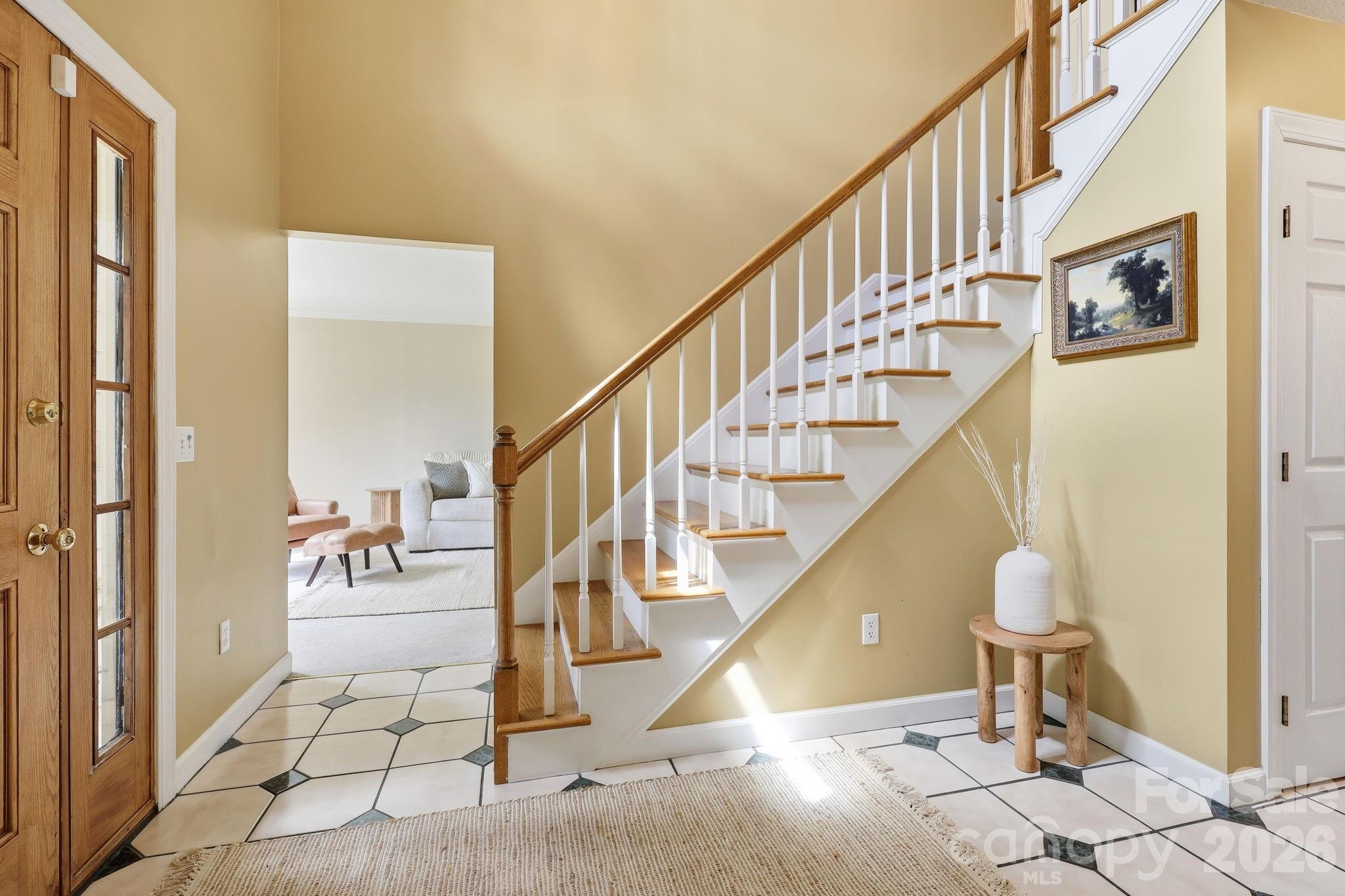 306 Woodview Court — Fletcher