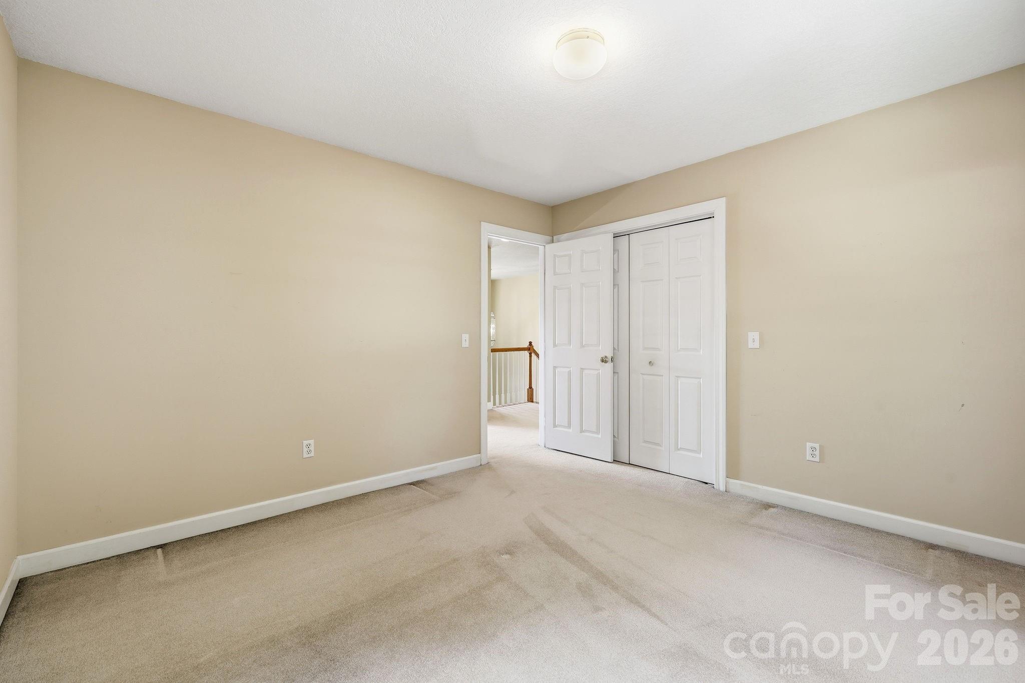 306 Woodview Court — Fletcher