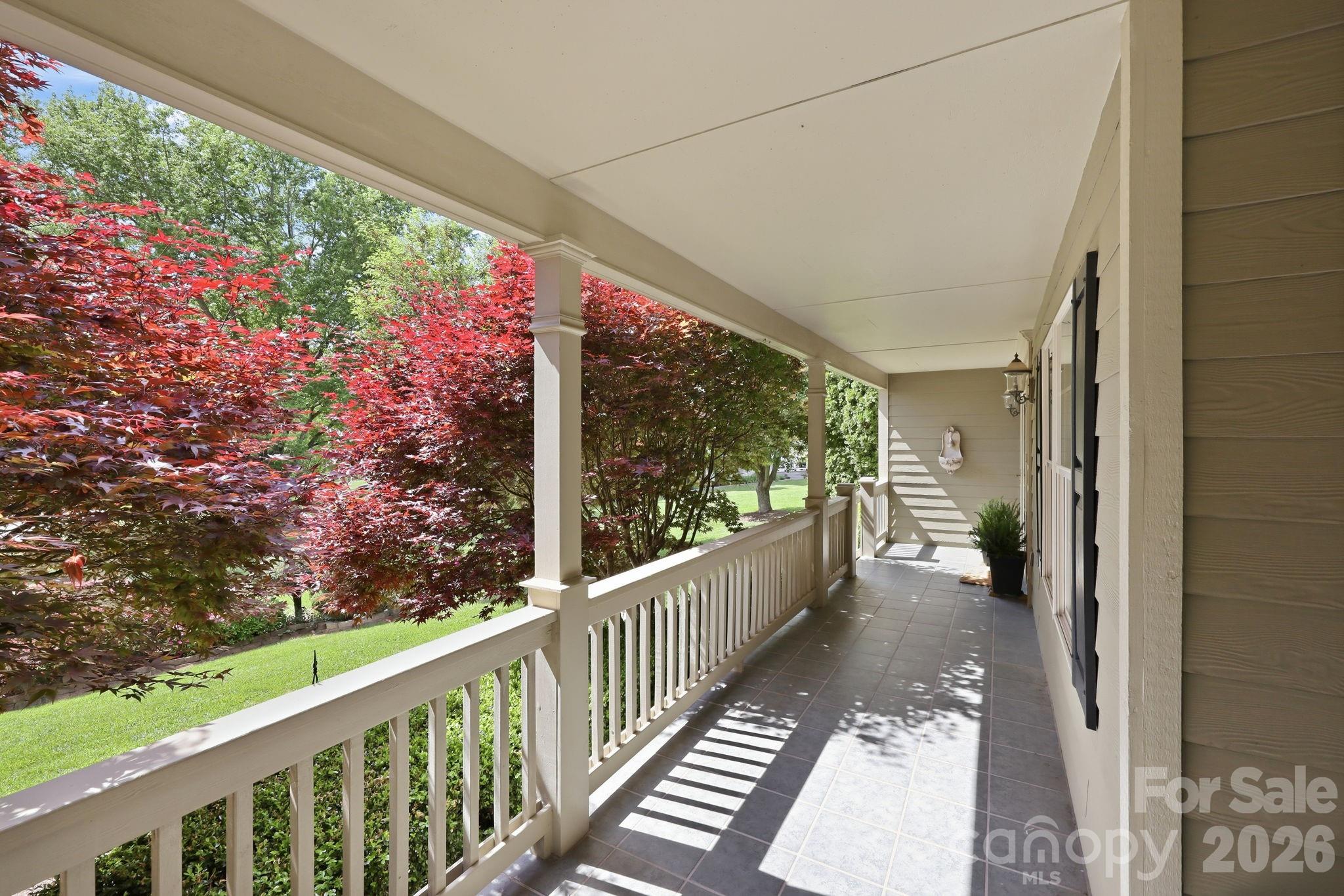 306 Woodview Court — Fletcher