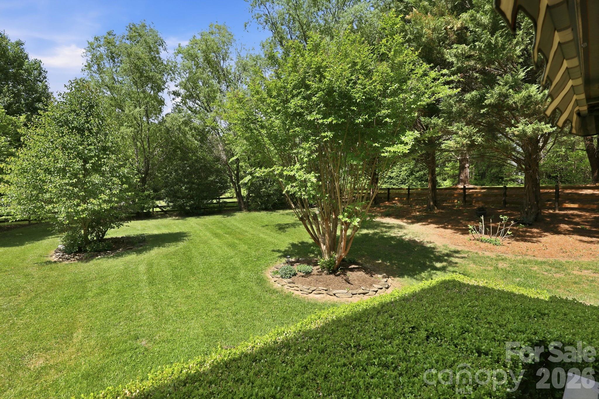306 Woodview Court — Fletcher