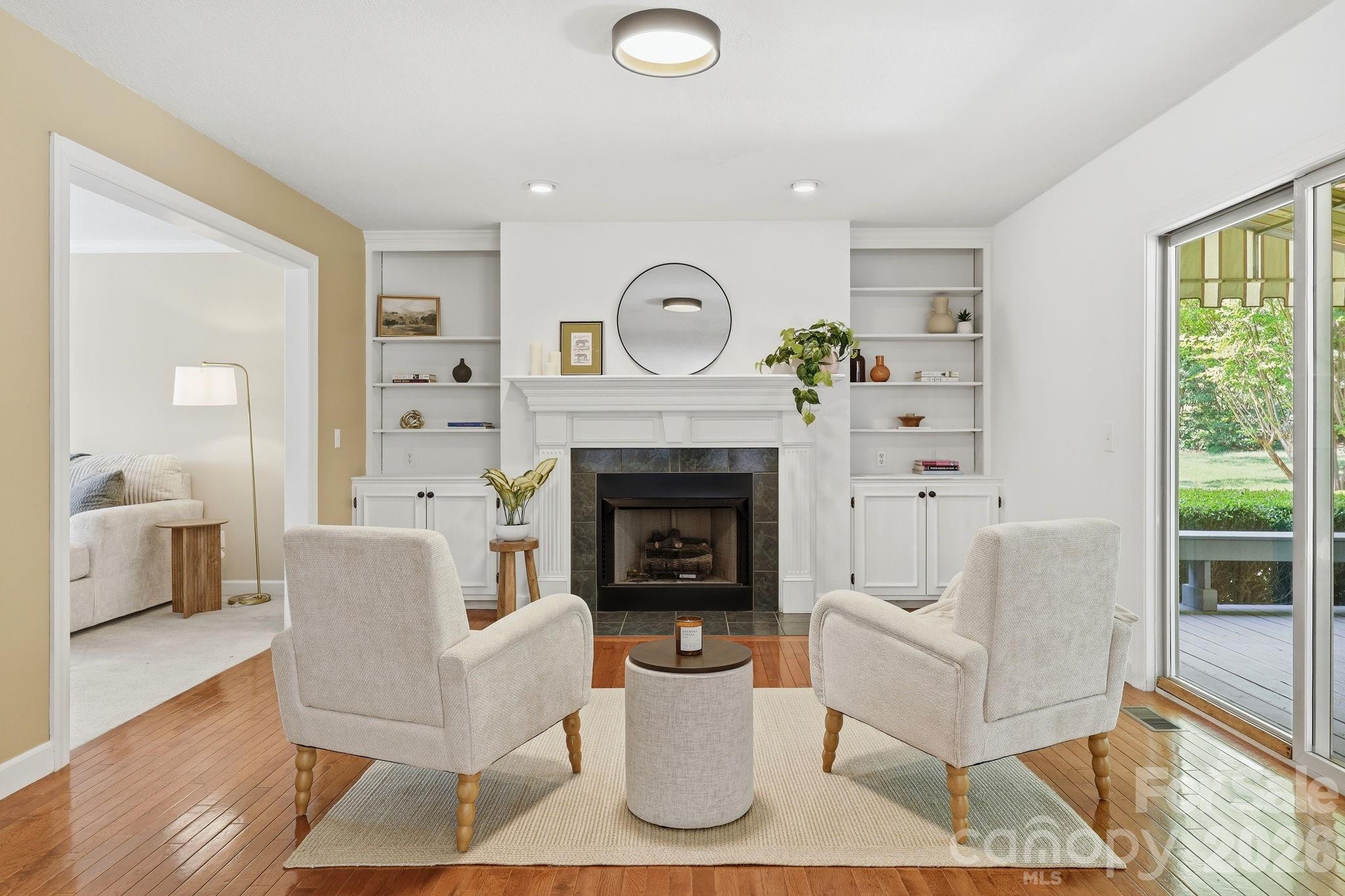 306 Woodview Court — Fletcher
