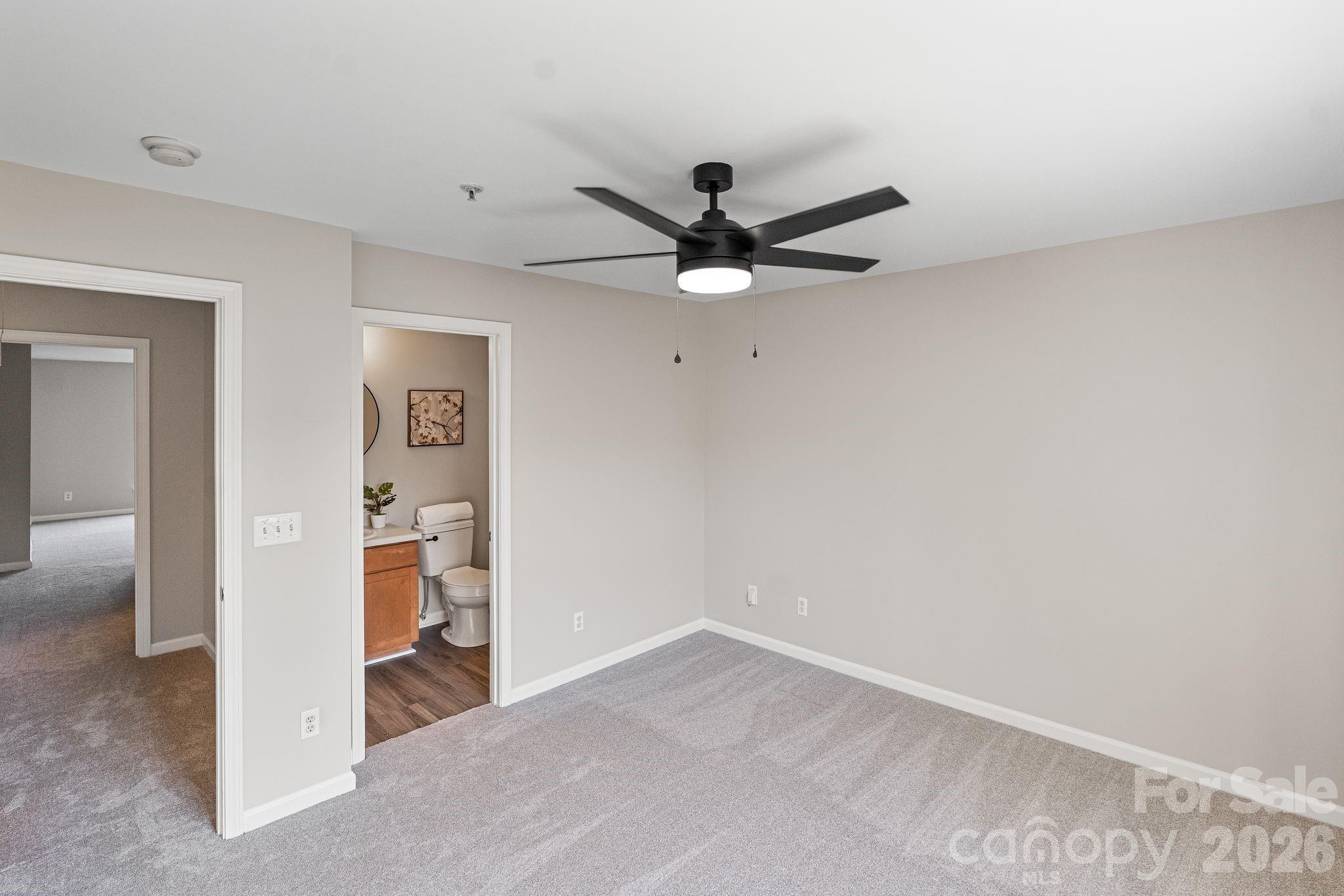3566 Warp Street — Charlotte