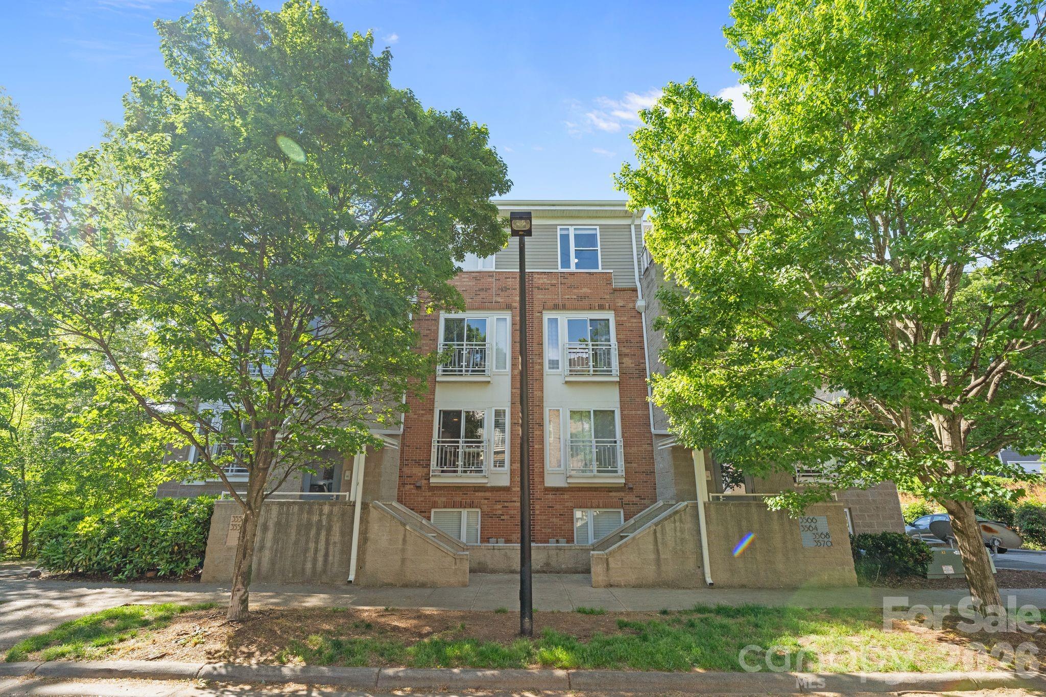 3566 Warp Street — Charlotte