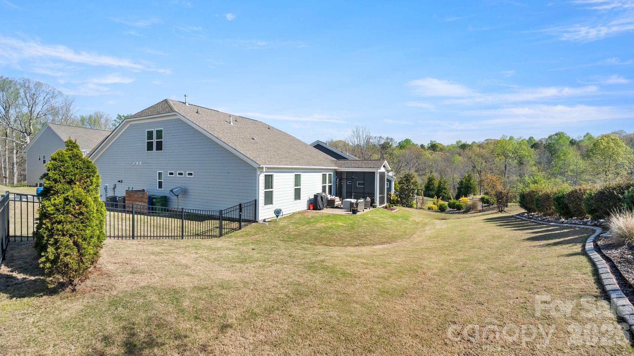 2696 Suffolk Place — Fort Mill