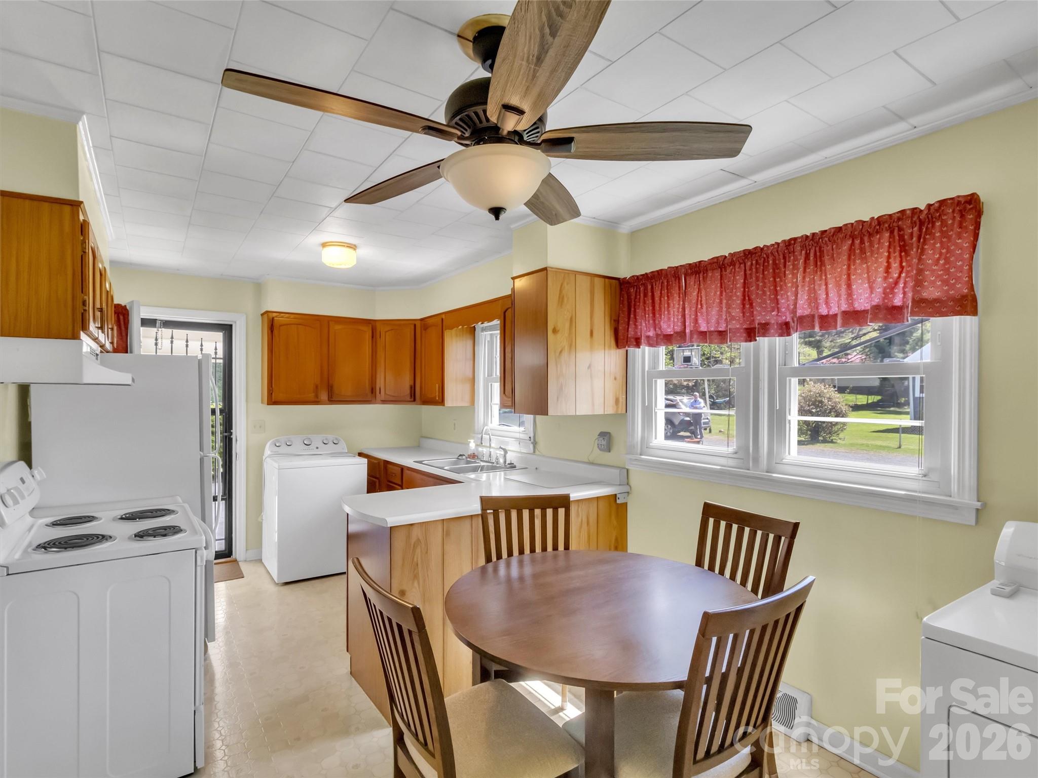 68 Skyview Drive — Waynesville