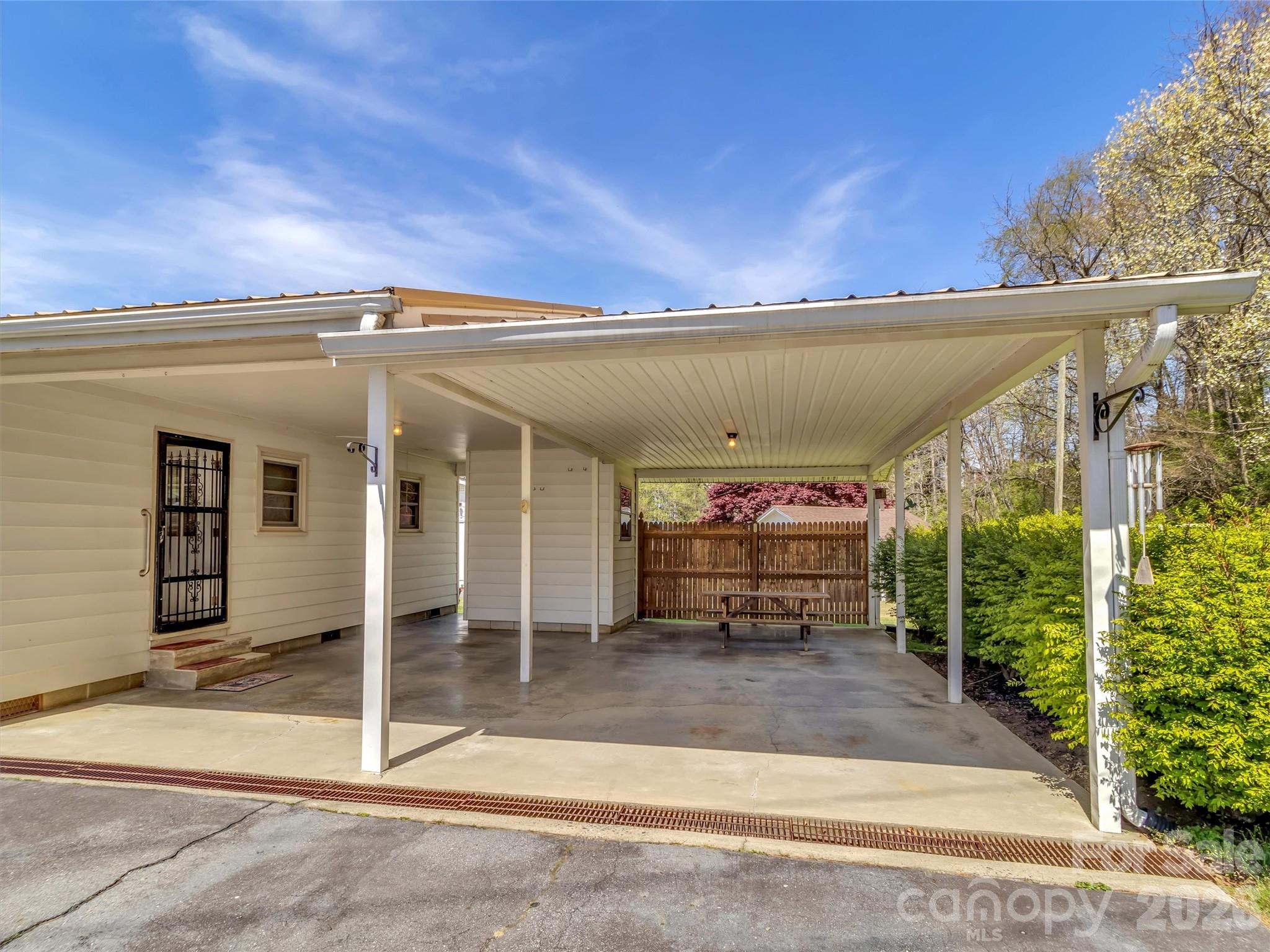 68 Skyview Drive — Waynesville