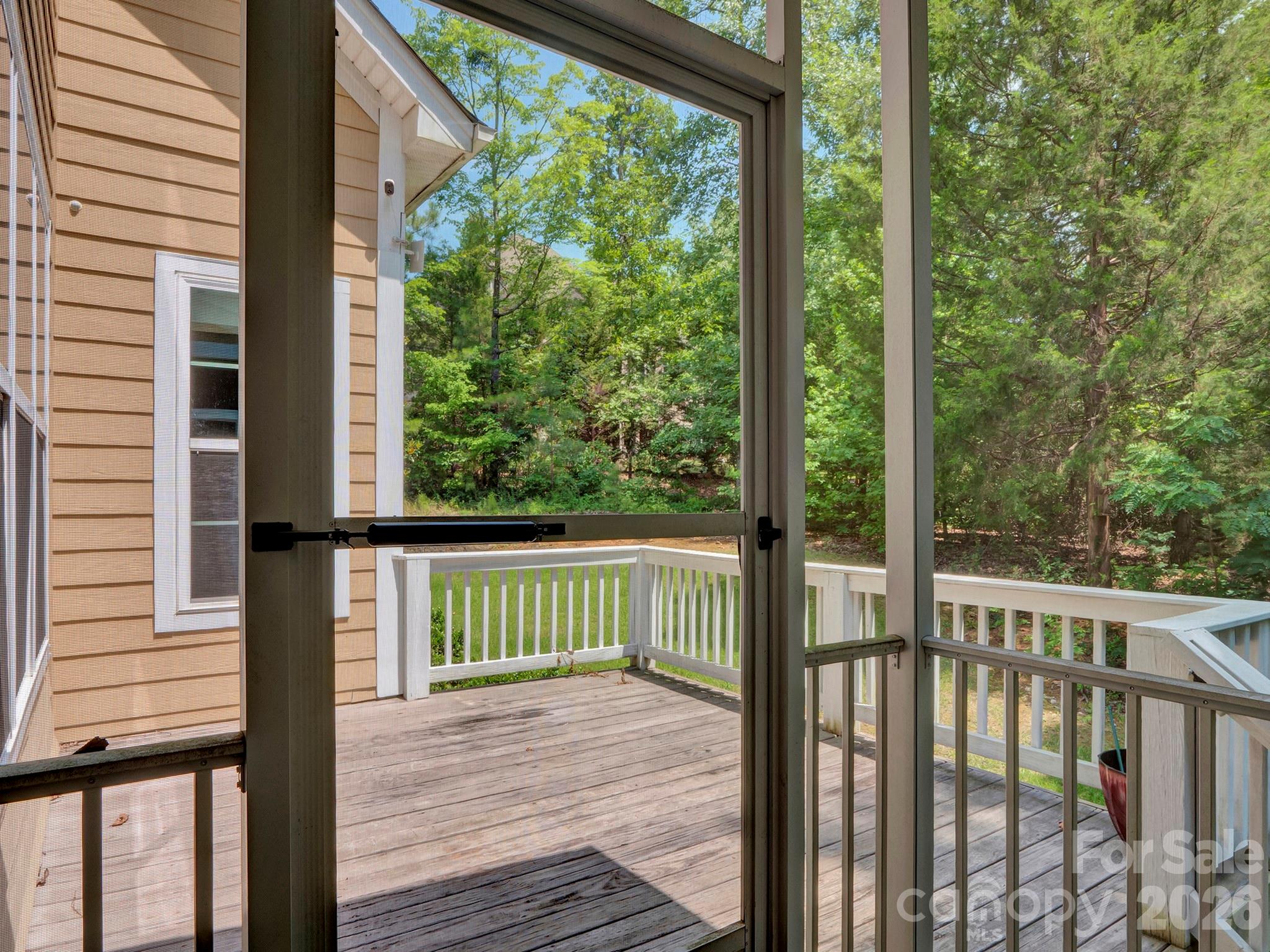 242 Wren Creek Circle — Blythewood