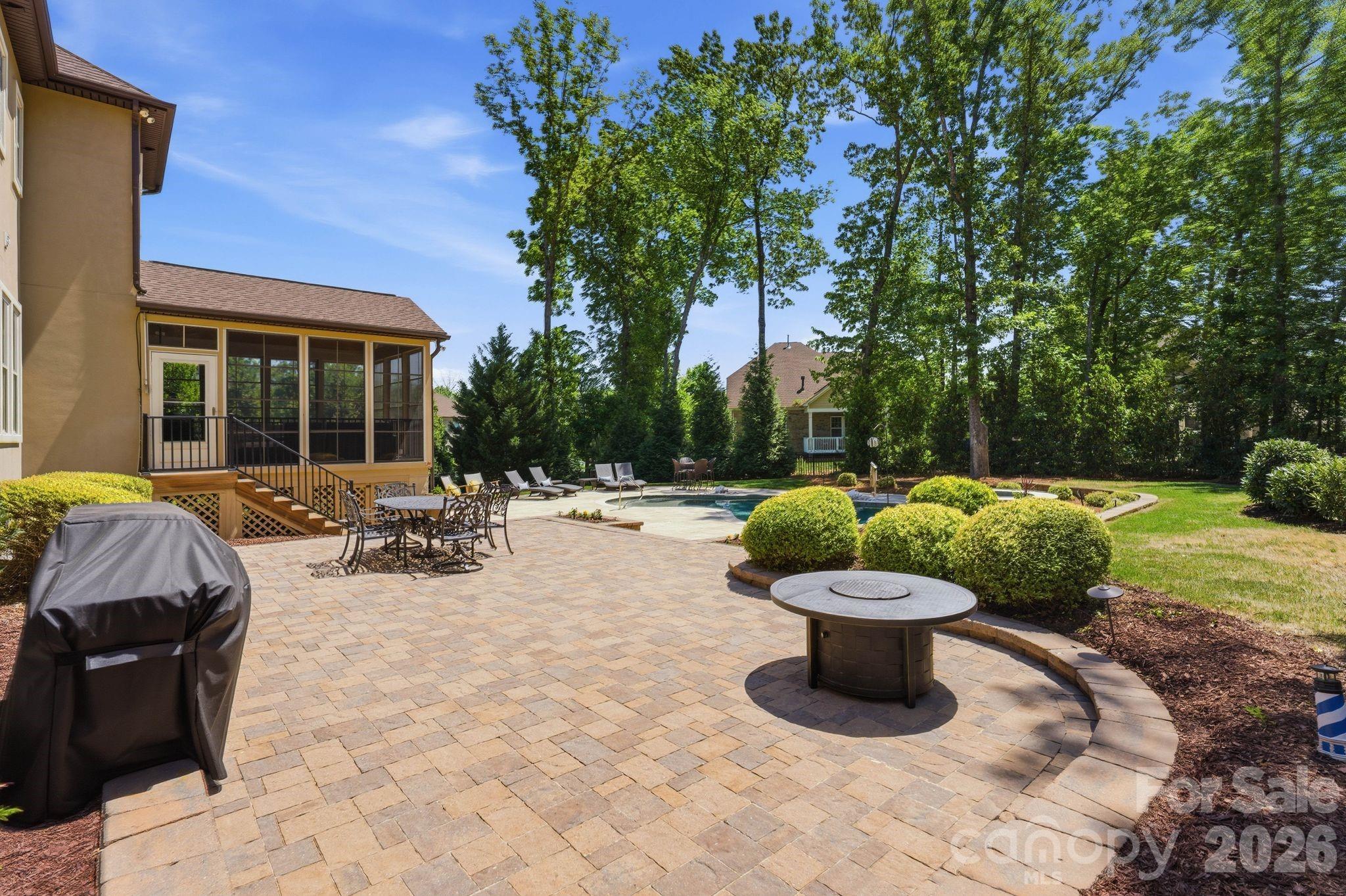 1414 Smoketree Court — Waxhaw