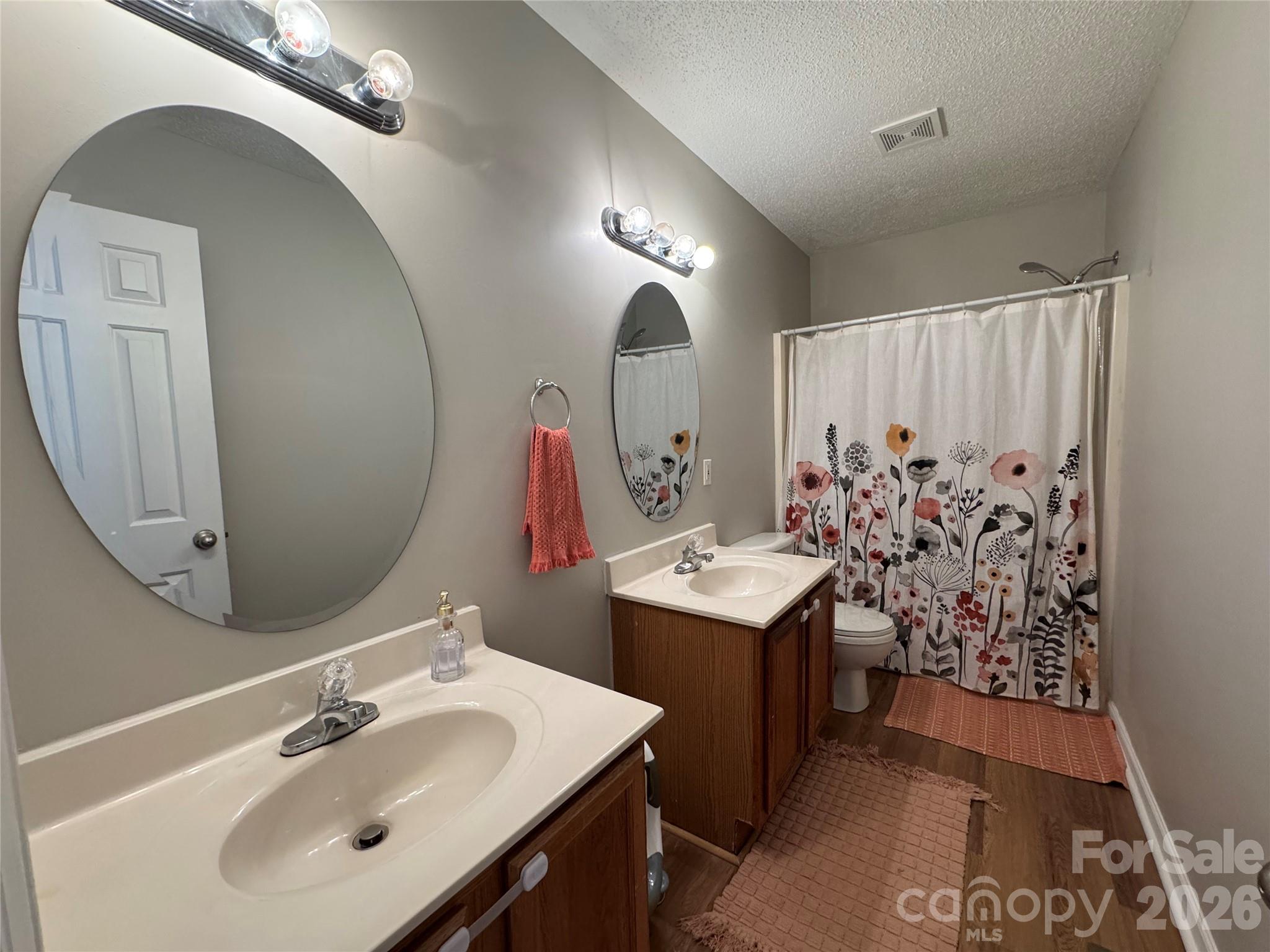 345 Dellwood Court SE — Concord