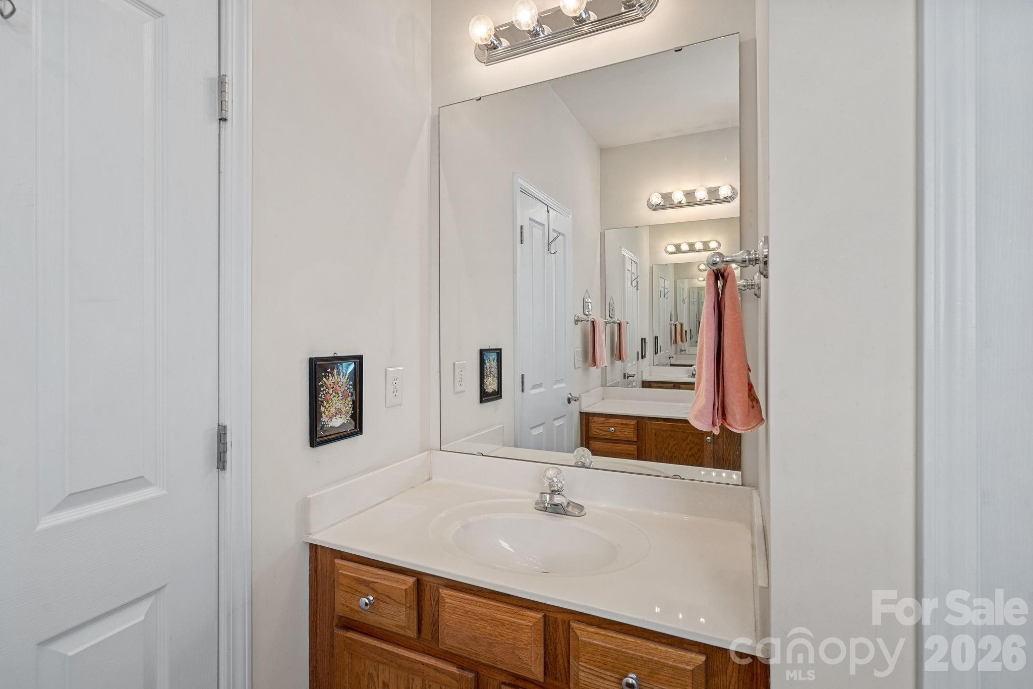 16506 Spruell Street — Huntersville