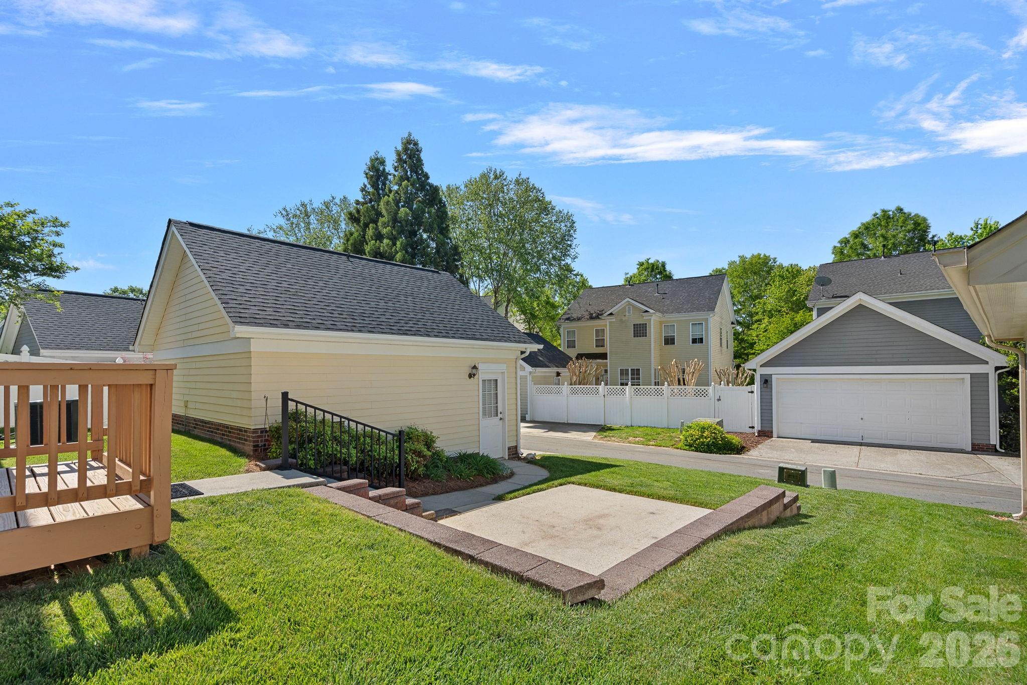16506 Spruell Street — Huntersville