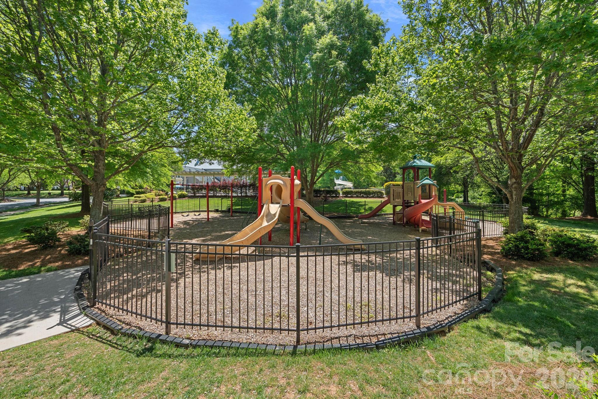 16506 Spruell Street — Huntersville