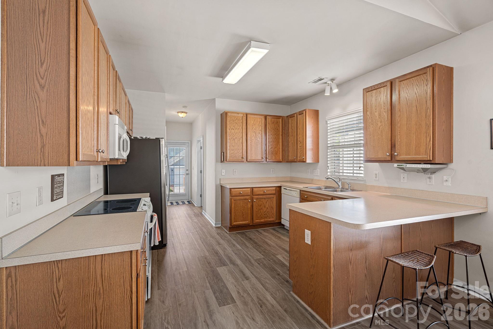 16506 Spruell Street — Huntersville