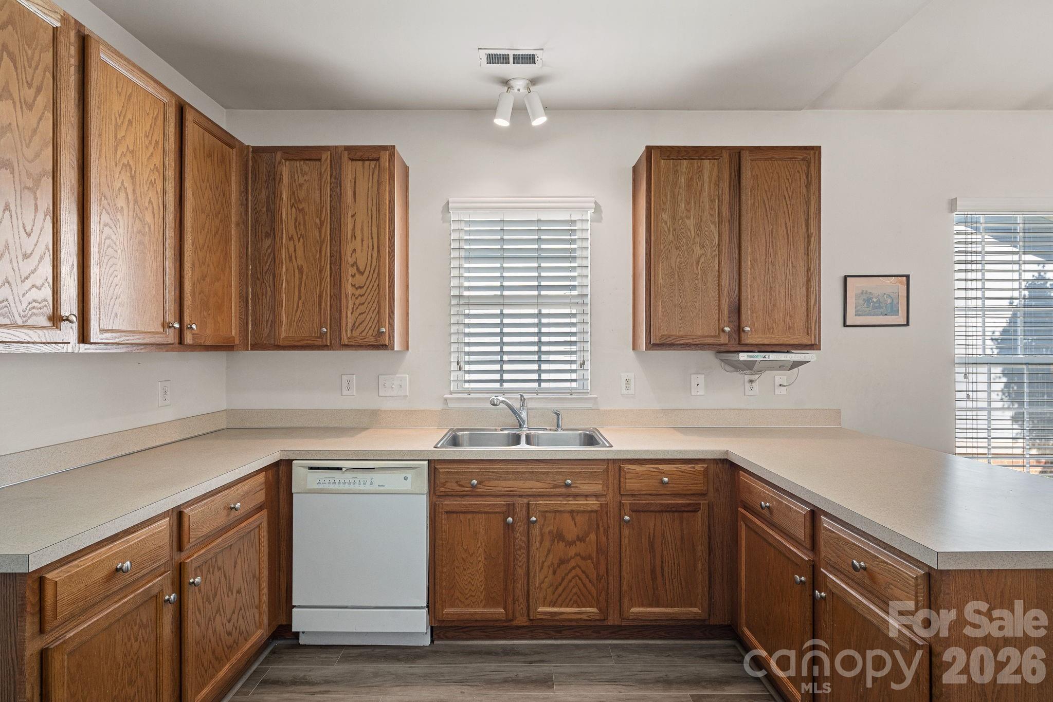 16506 Spruell Street — Huntersville
