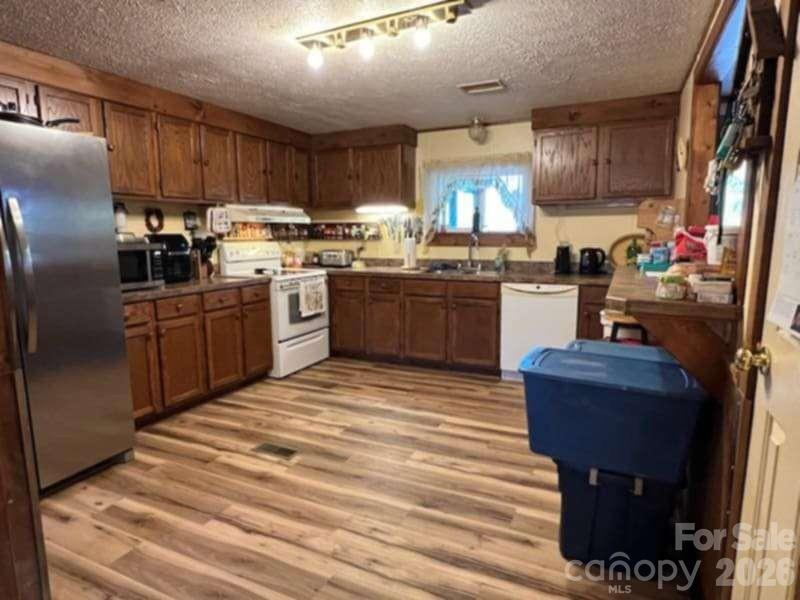 163 Barkley Drive — Mooresboro