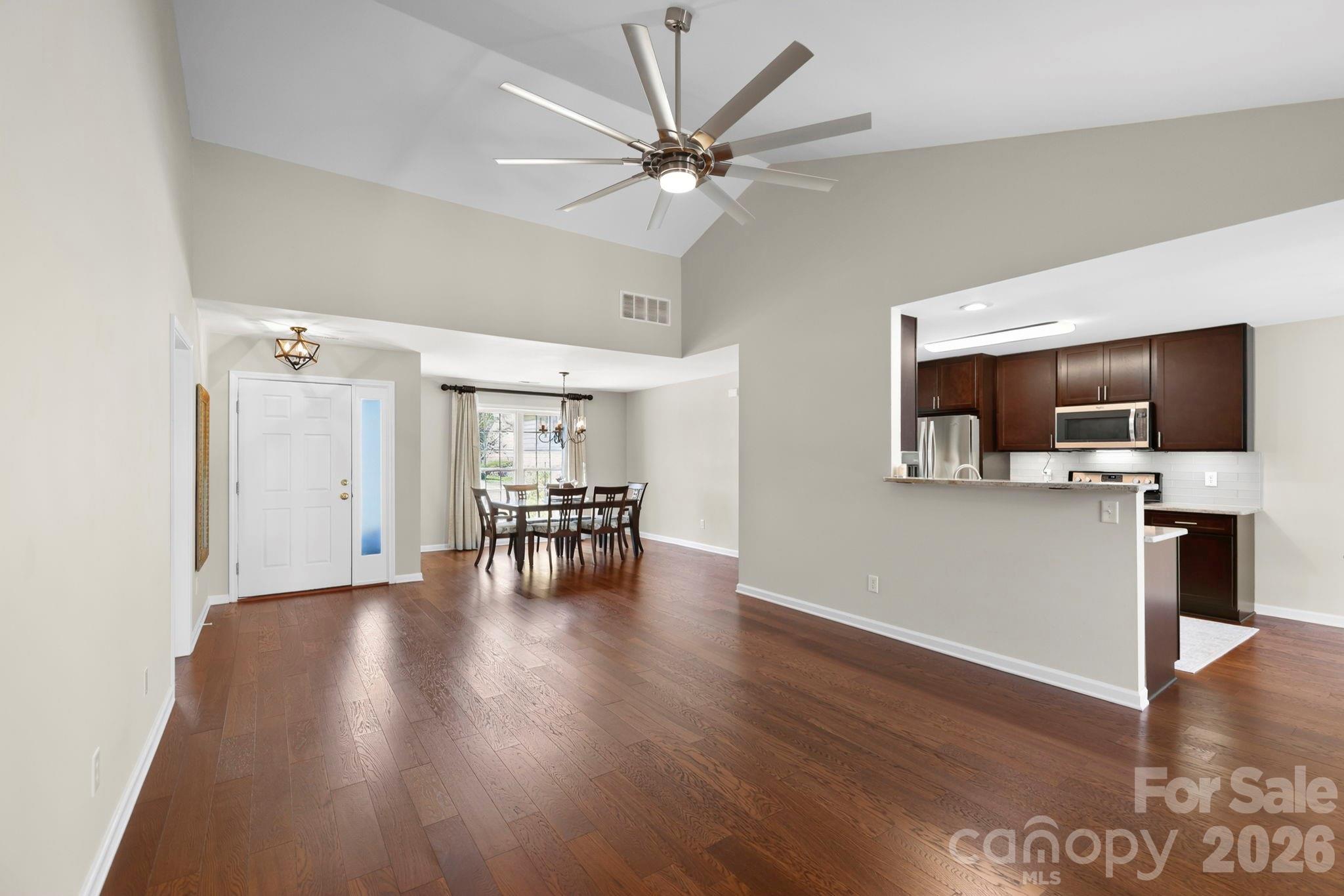 25 Livingston Farm Road — Fletcher