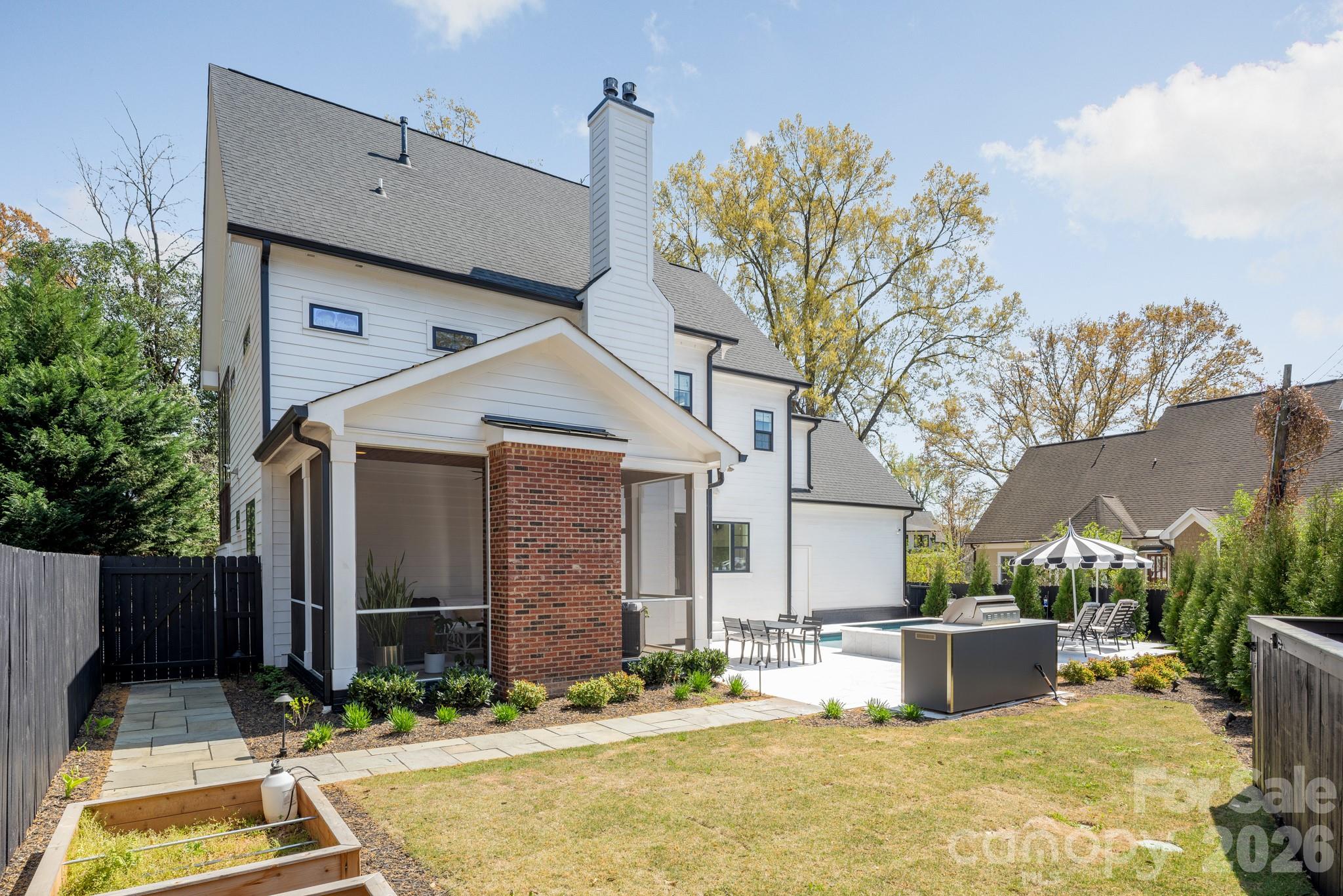 511 Lorna Street — Charlotte