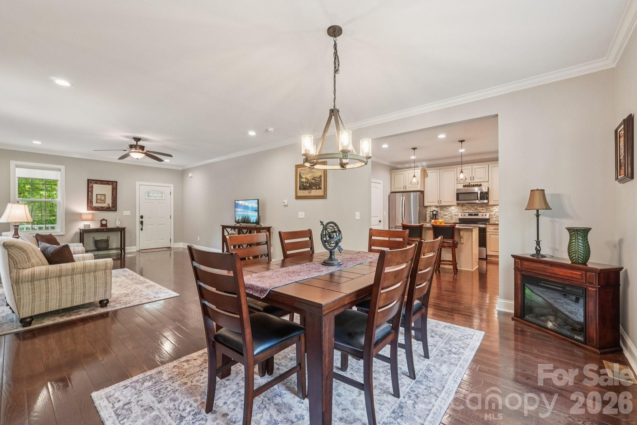143 Fremont Loop — Mooresville
