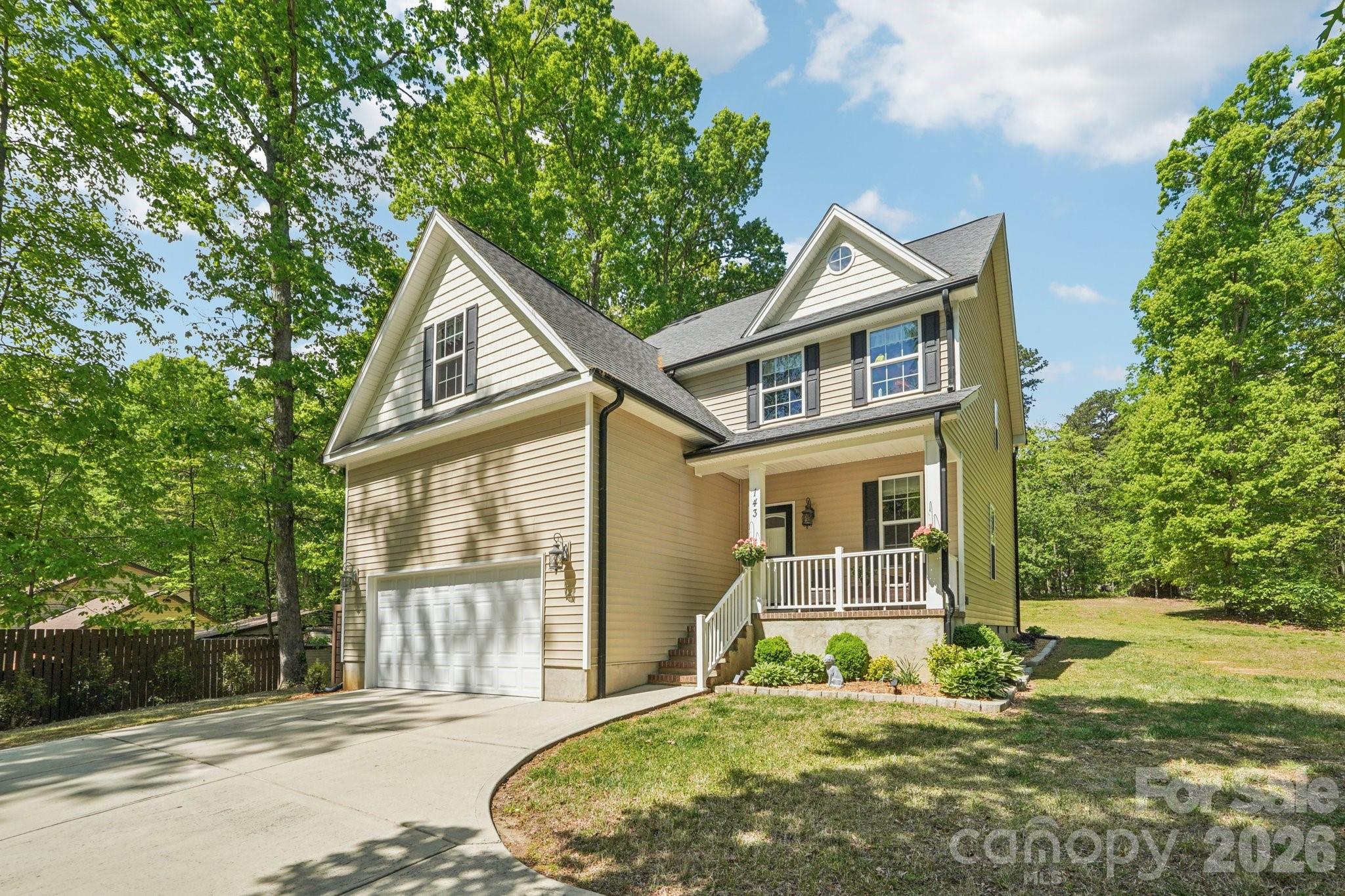 143 Fremont Loop — Mooresville