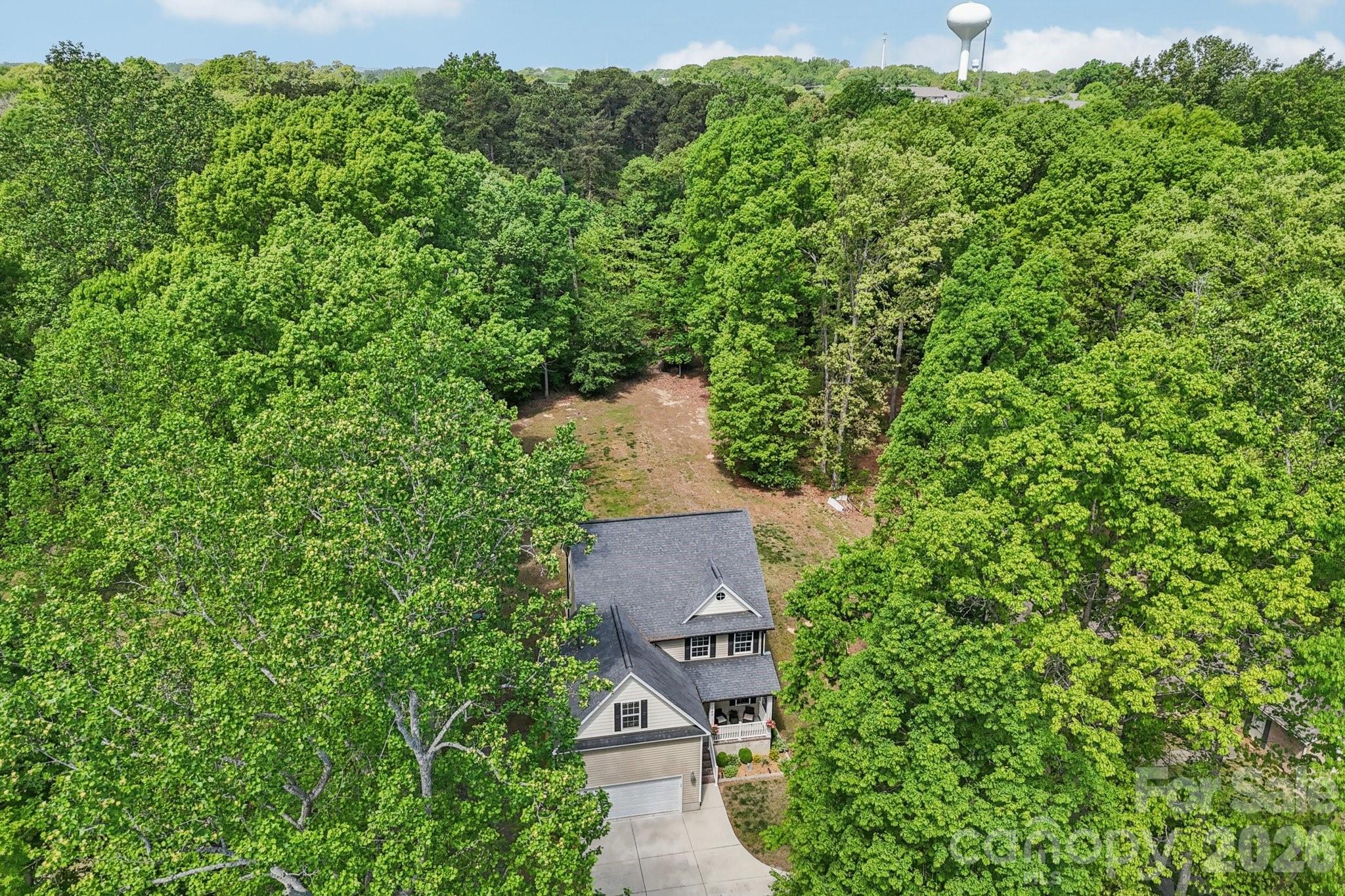 143 Fremont Loop — Mooresville