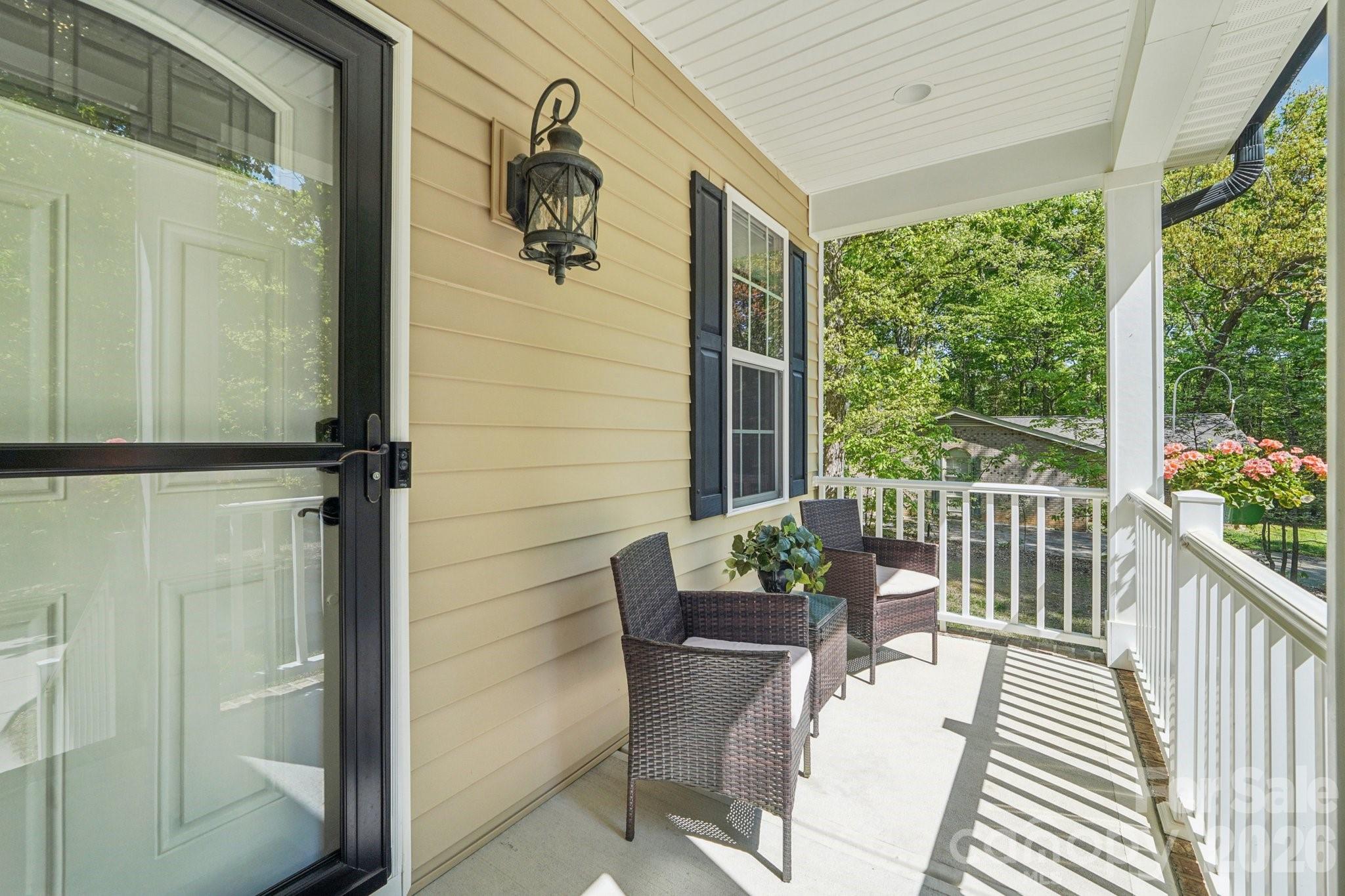 143 Fremont Loop — Mooresville