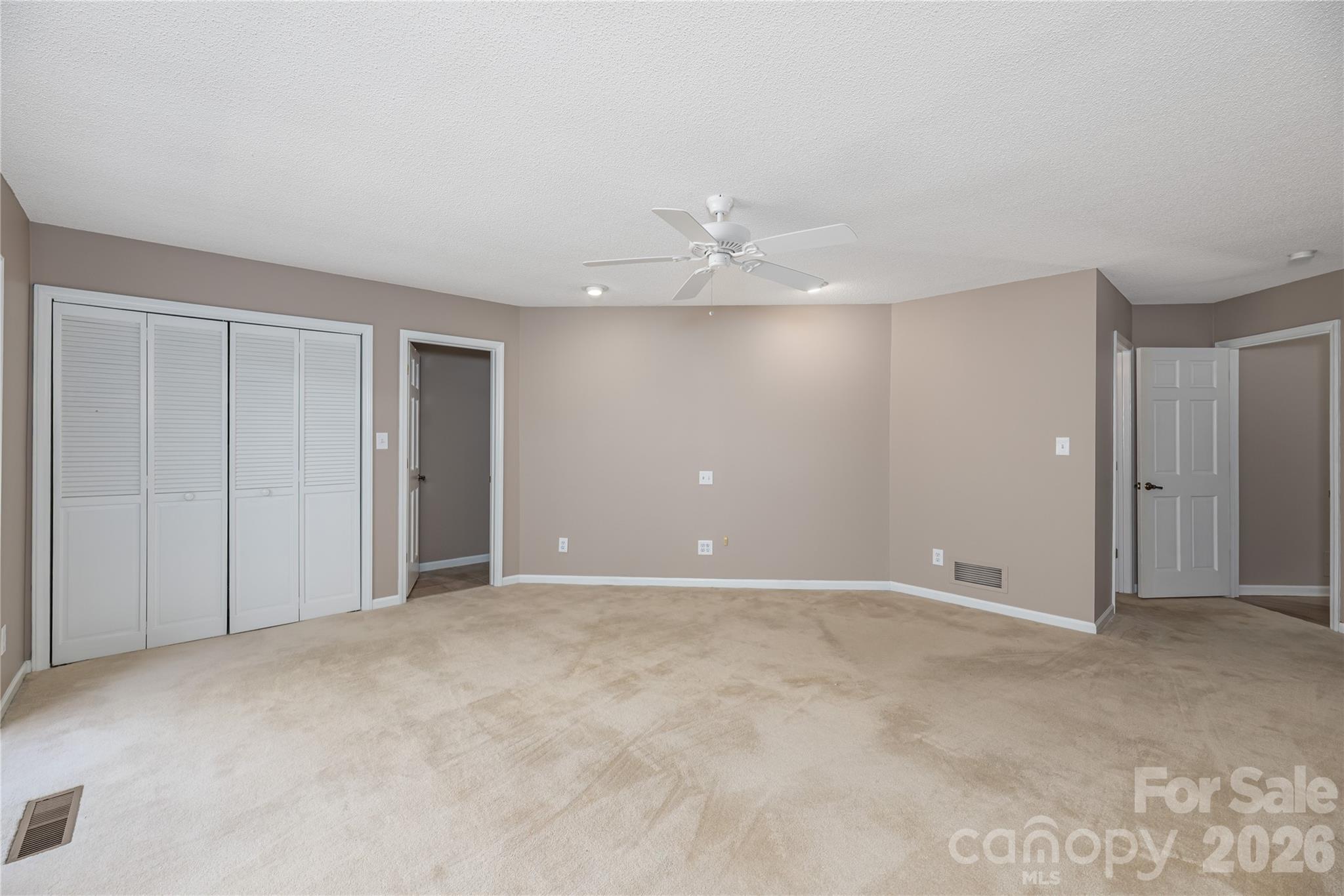 1101 Timber Trail — Asheville