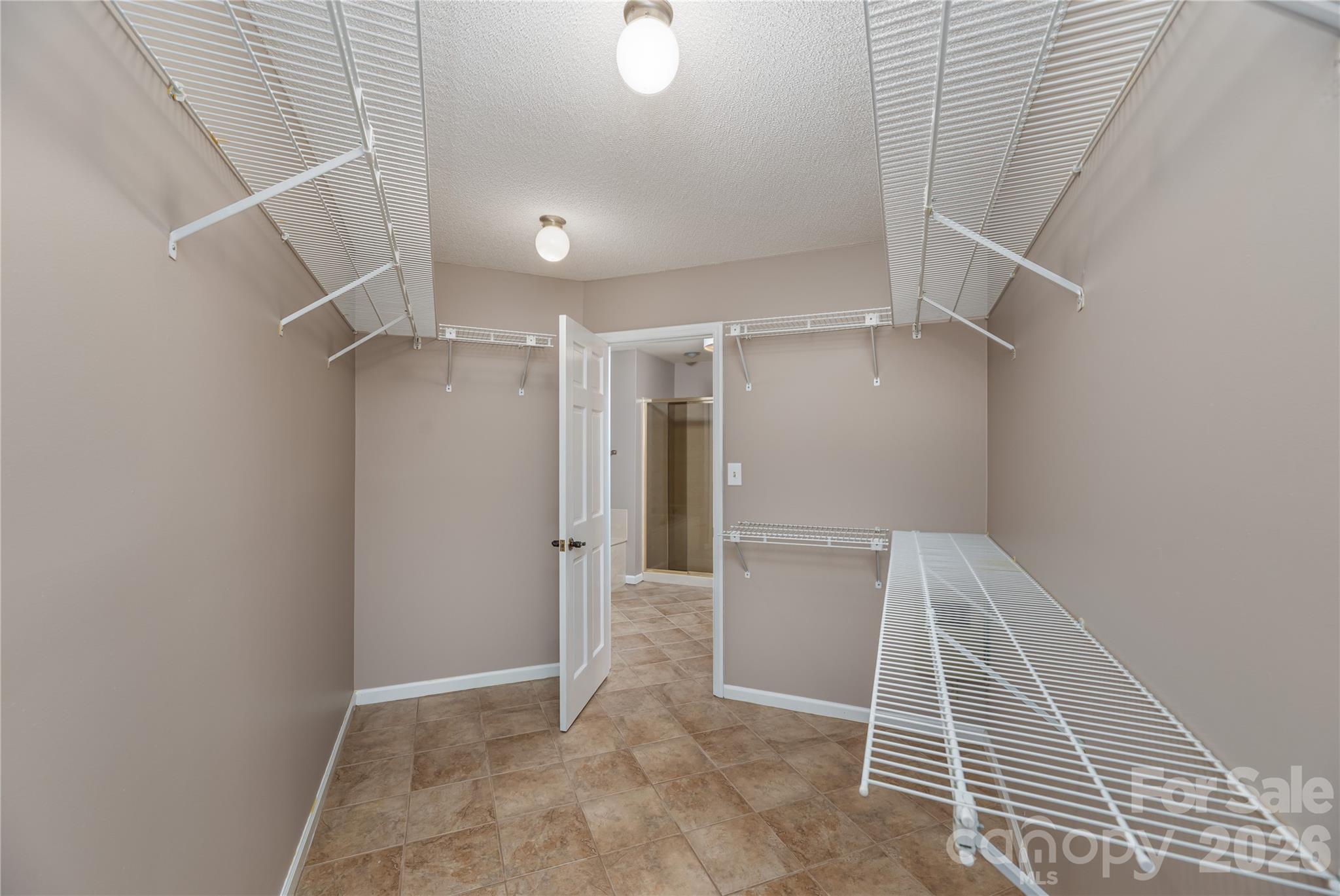 1101 Timber Trail — Asheville