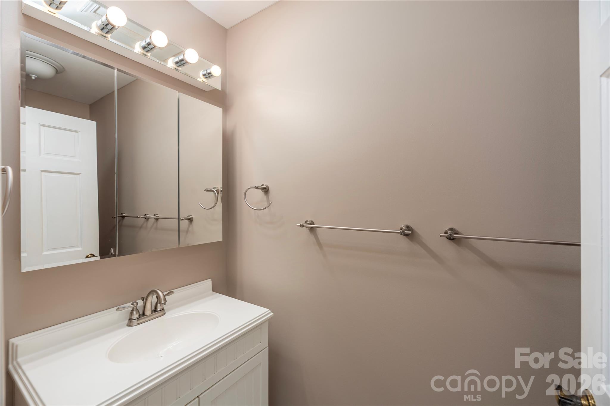 1101 Timber Trail — Asheville